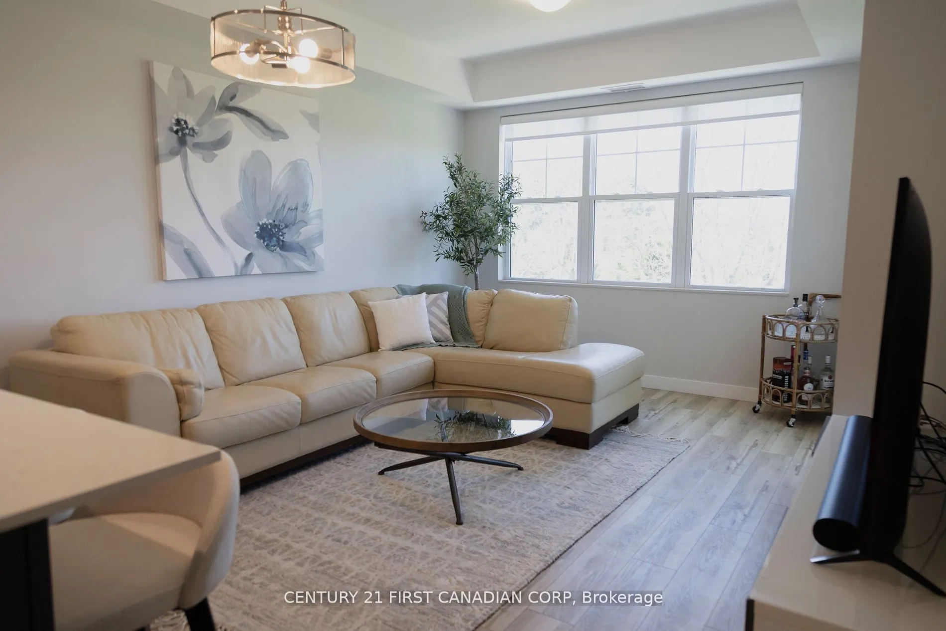 100 The Promenade, #403