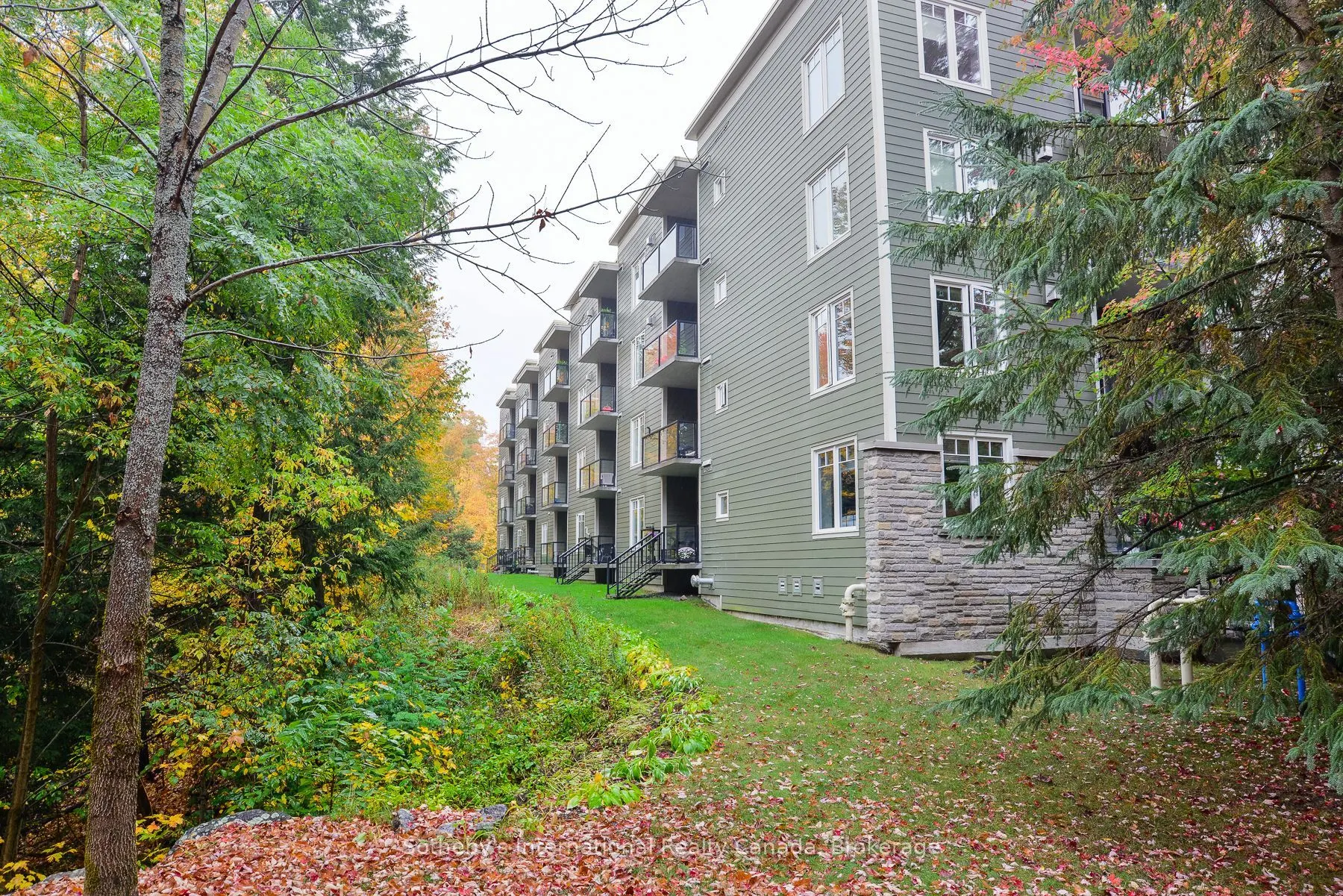391 James Street W, #407