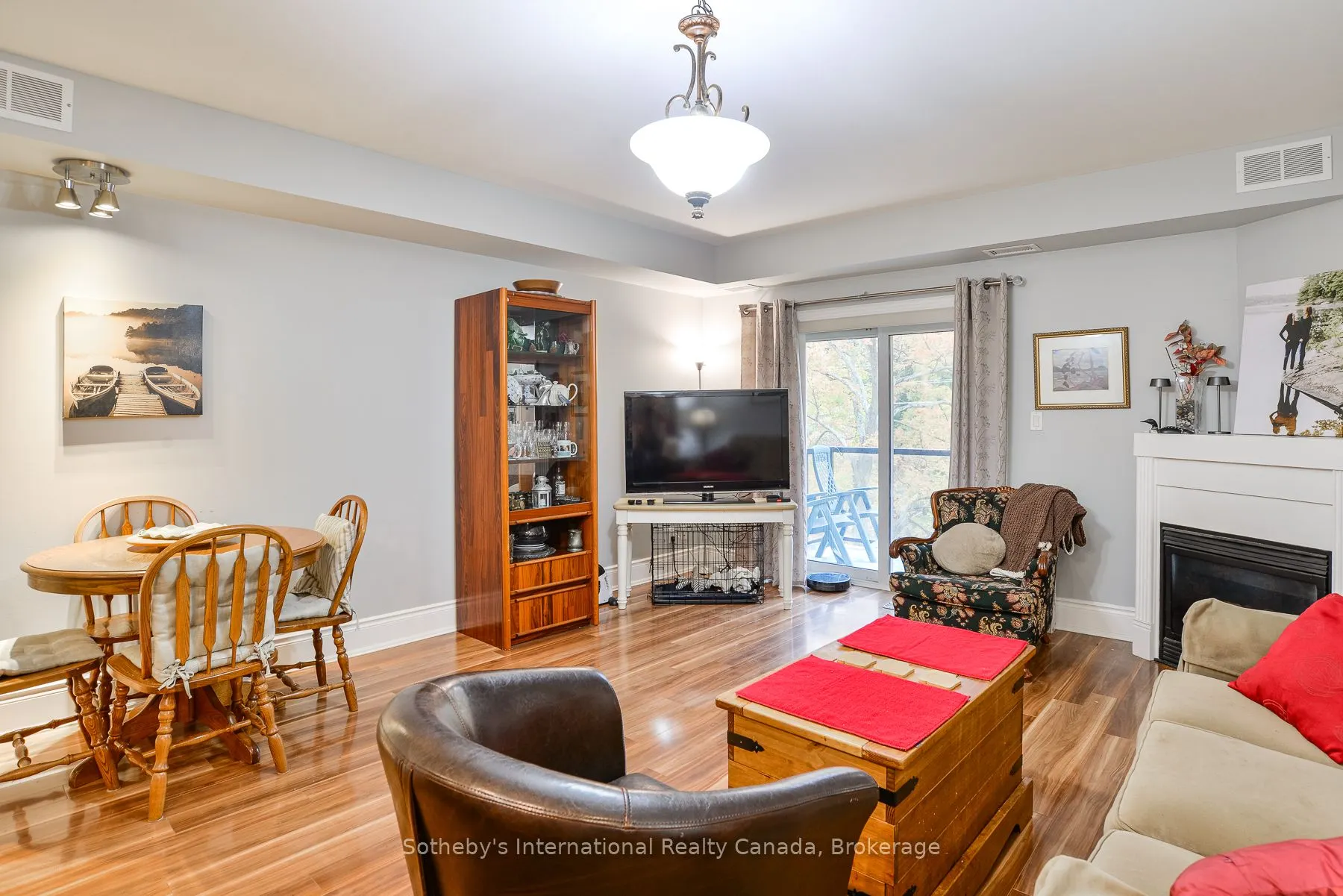391 James Street W, #407