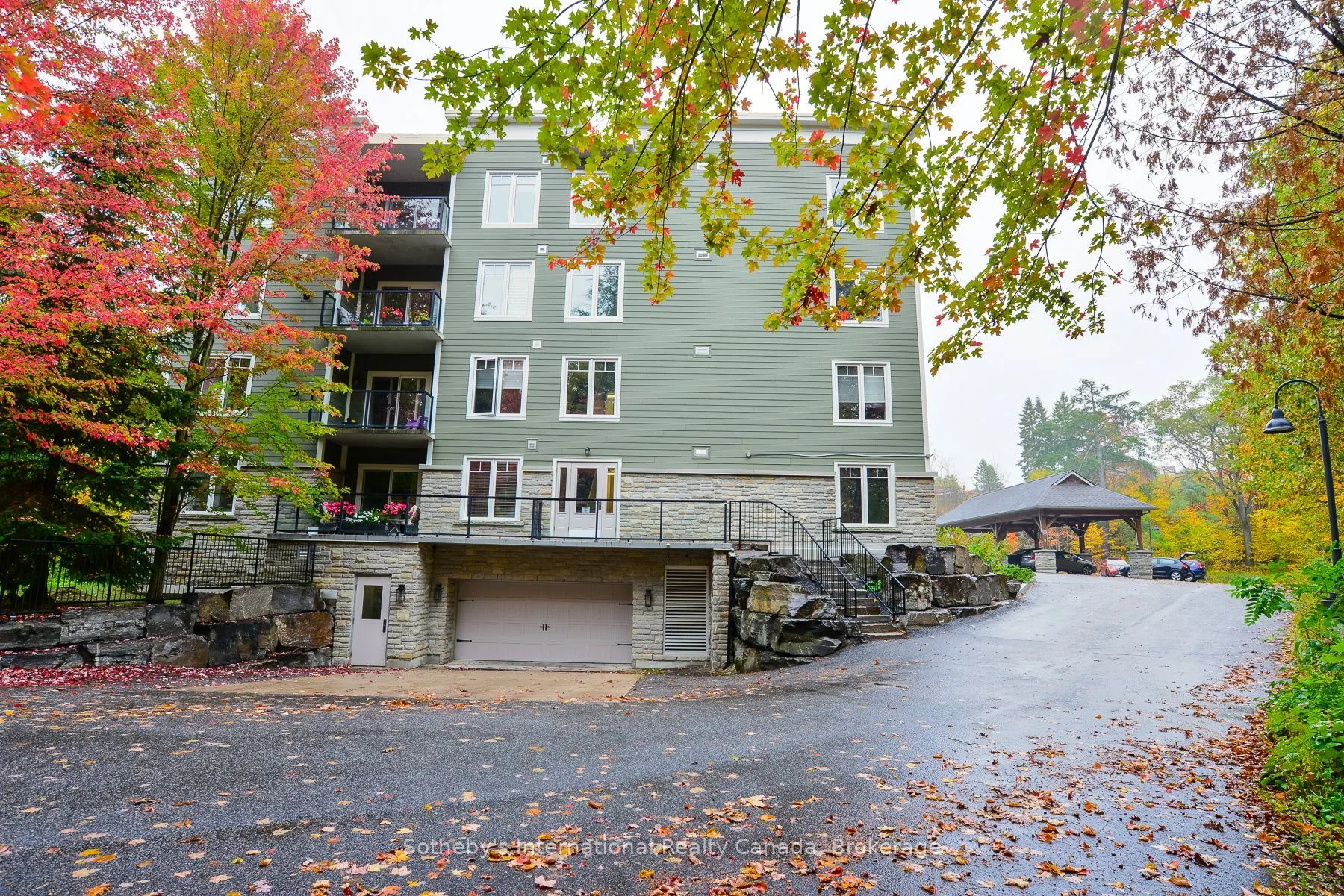 391 James Street W, #407