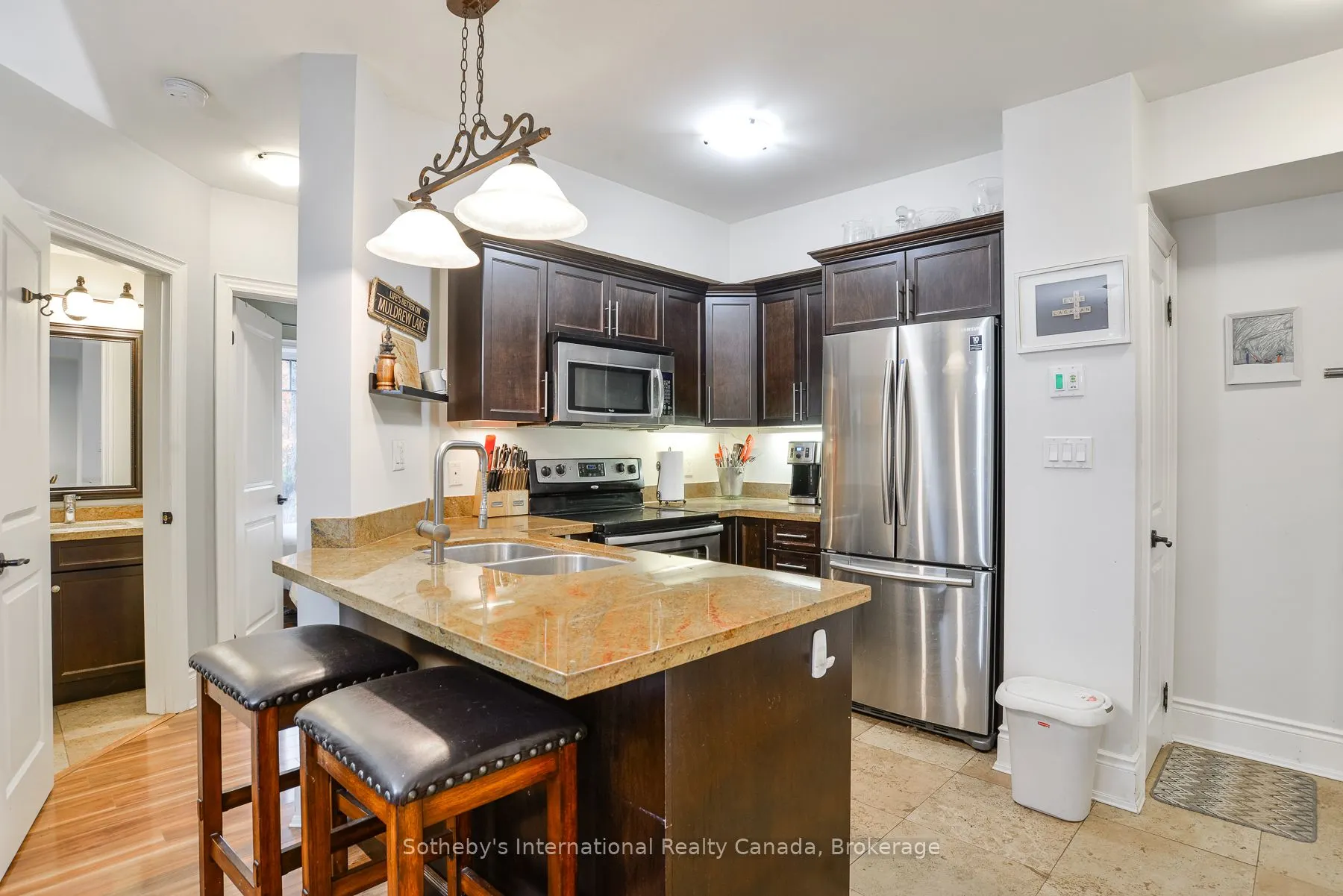 391 James Street W, #407