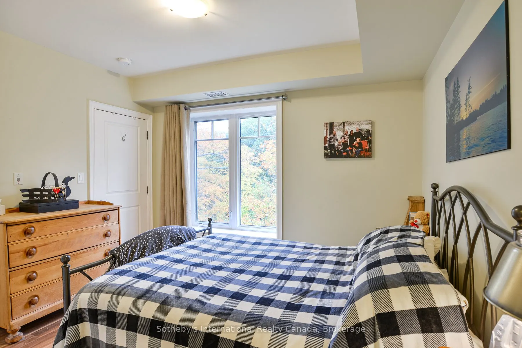 391 James Street W, #407