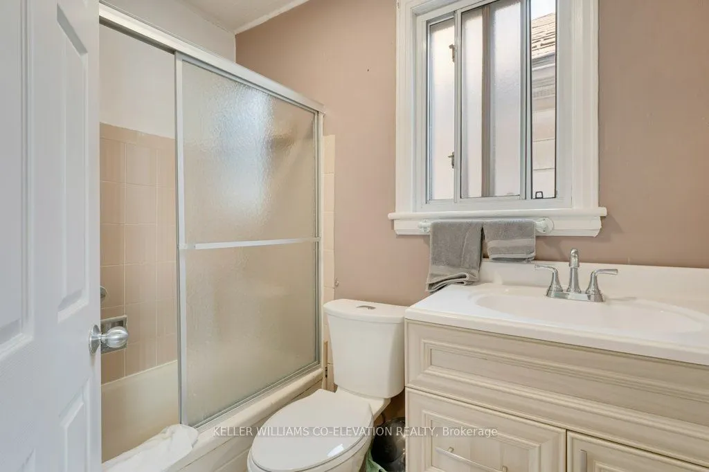 14 Minto Avenue