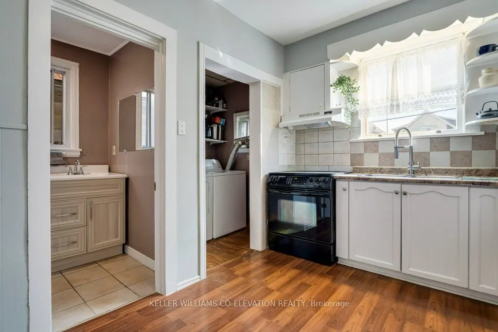 14 Minto Avenue