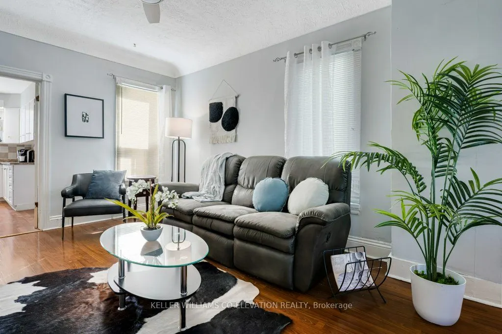 14 Minto Avenue