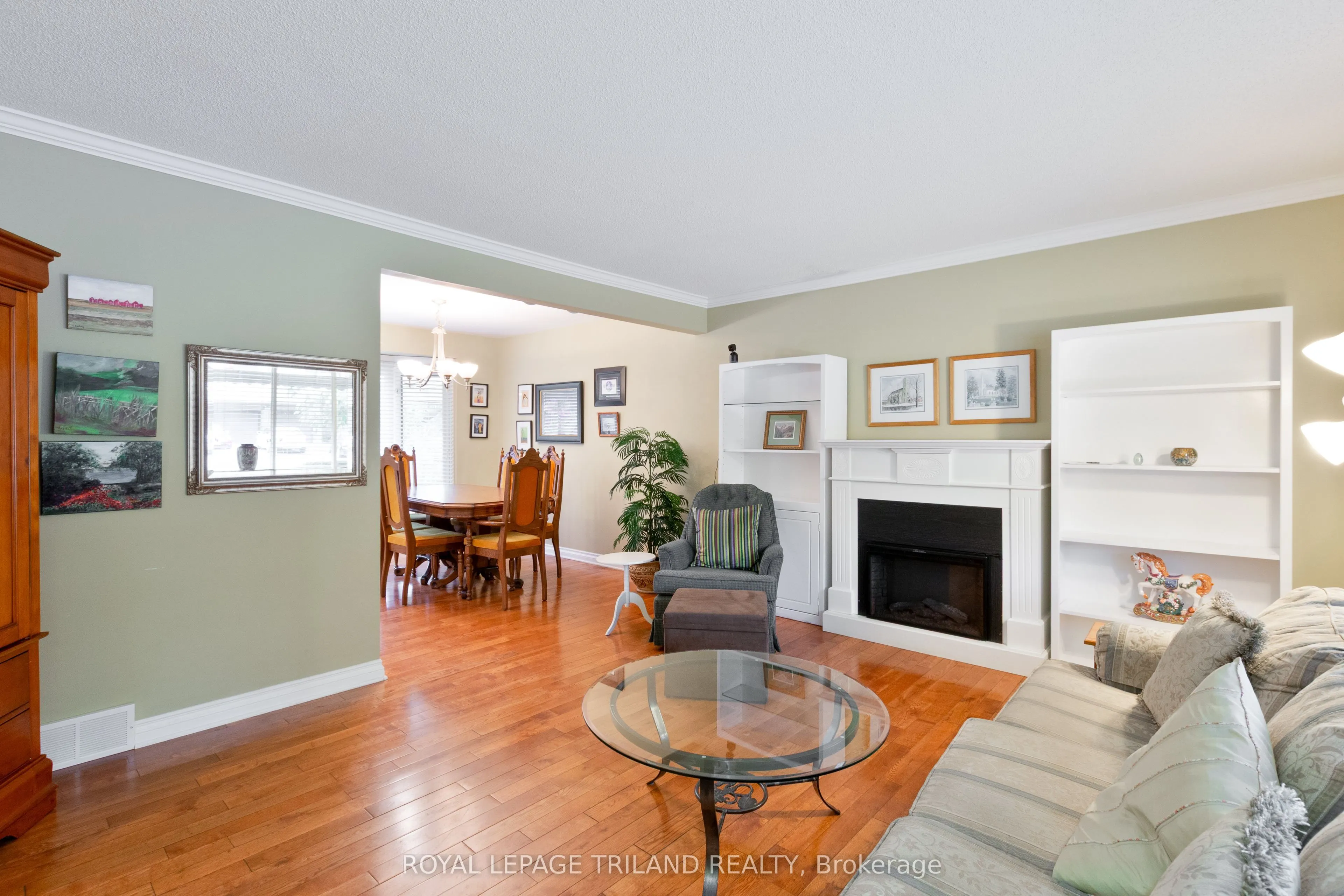 725 St Stephens Drive