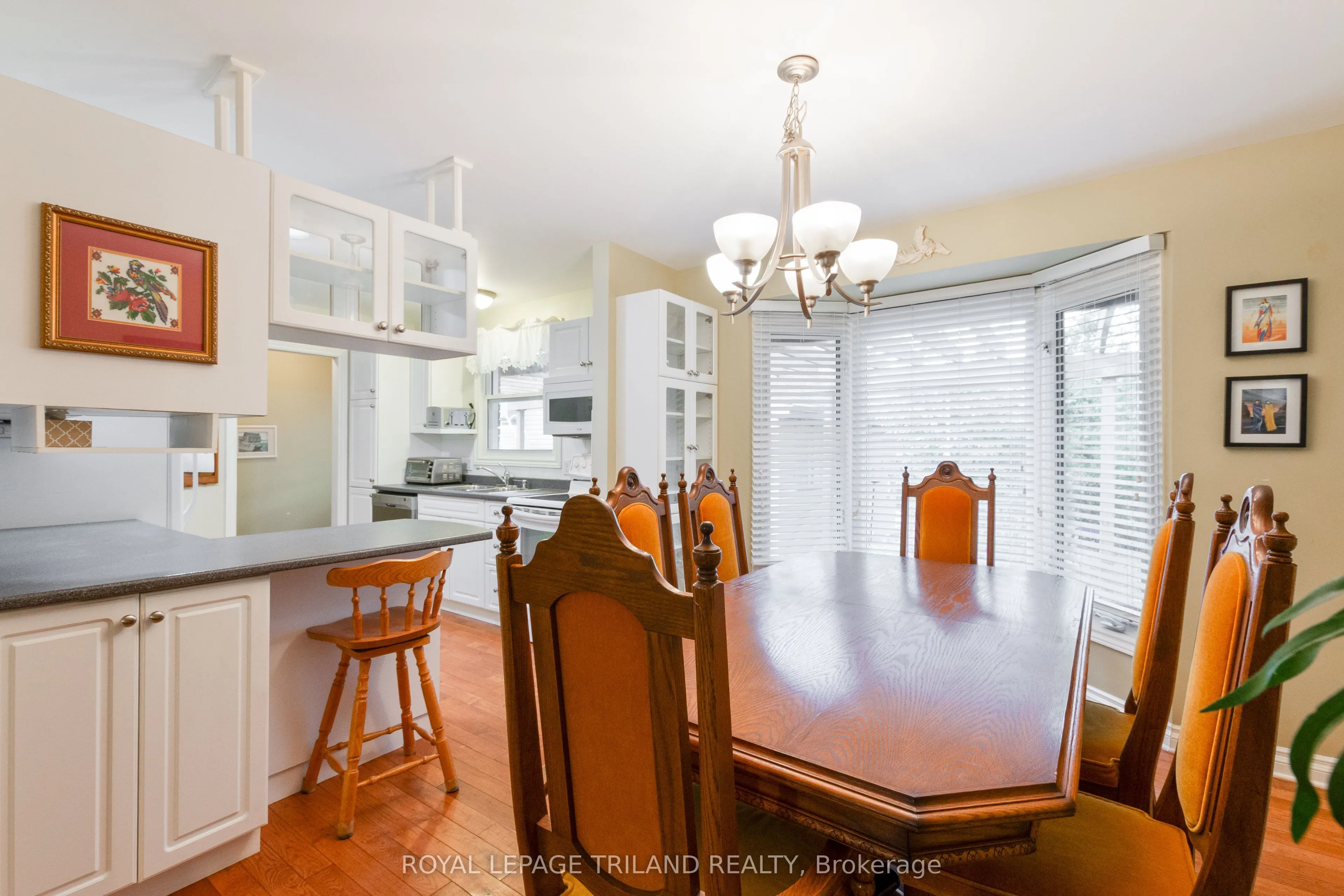 725 St Stephens Drive