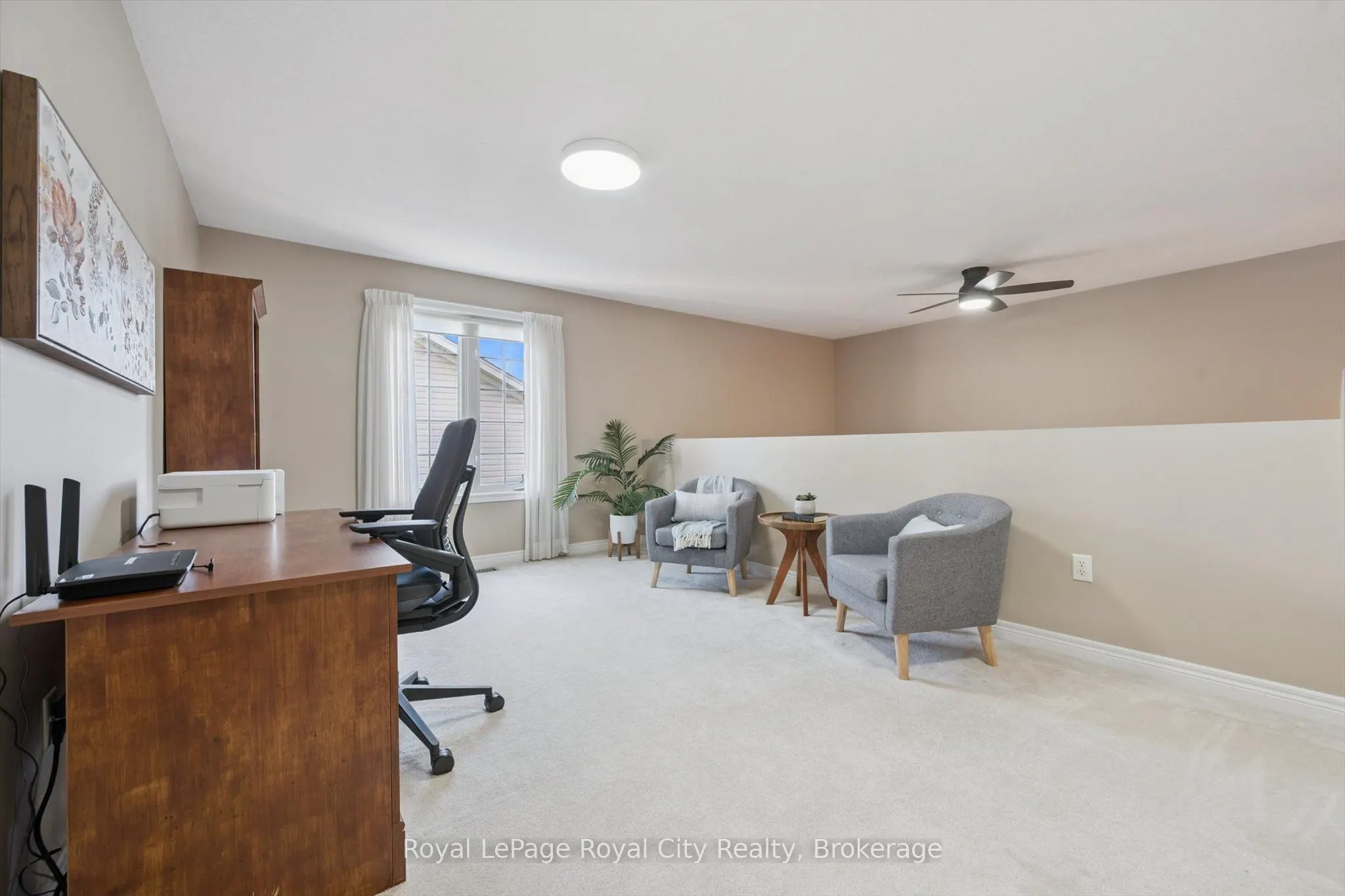 99 Schroder Crescent