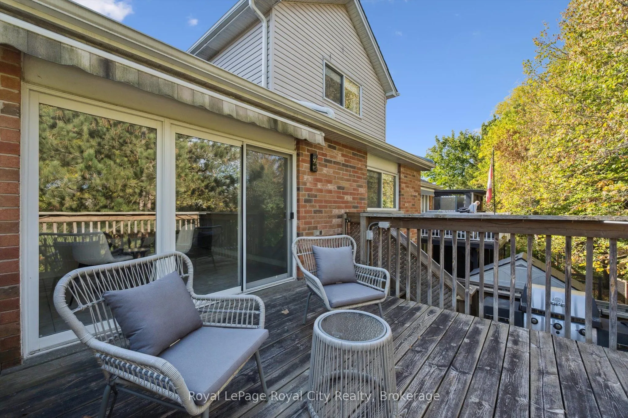 99 Schroder Crescent