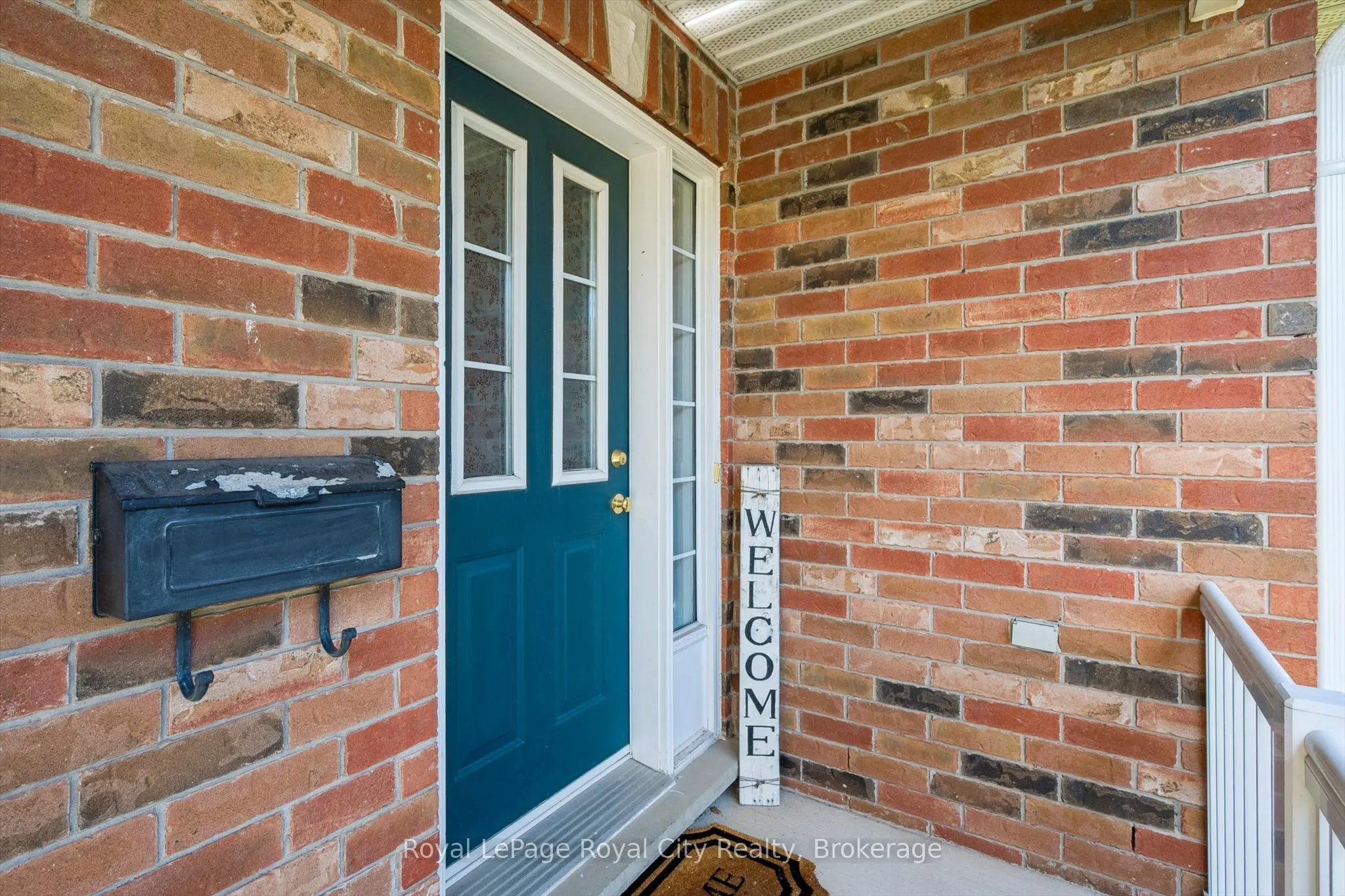 99 Schroder Crescent