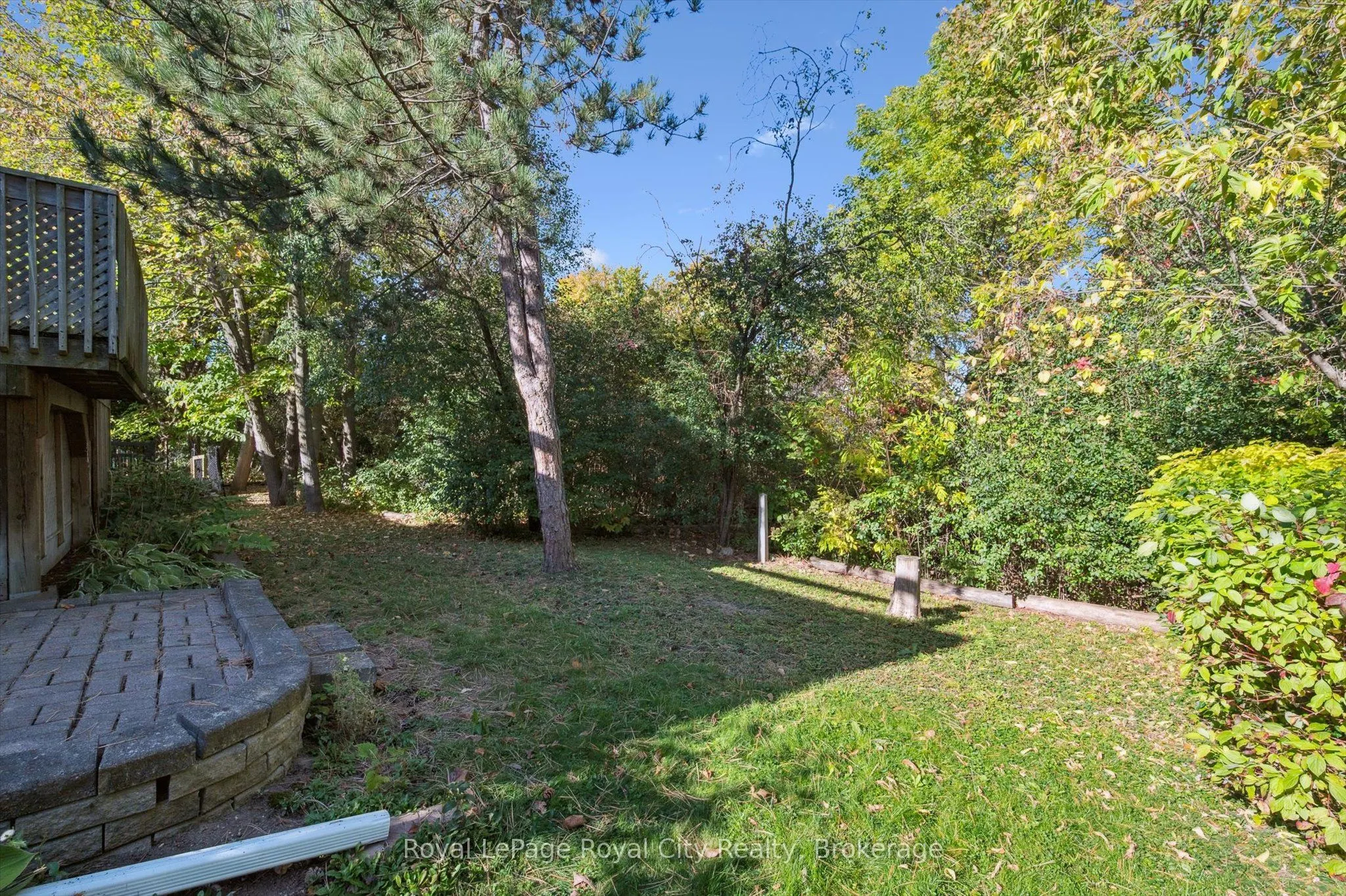 99 Schroder Crescent