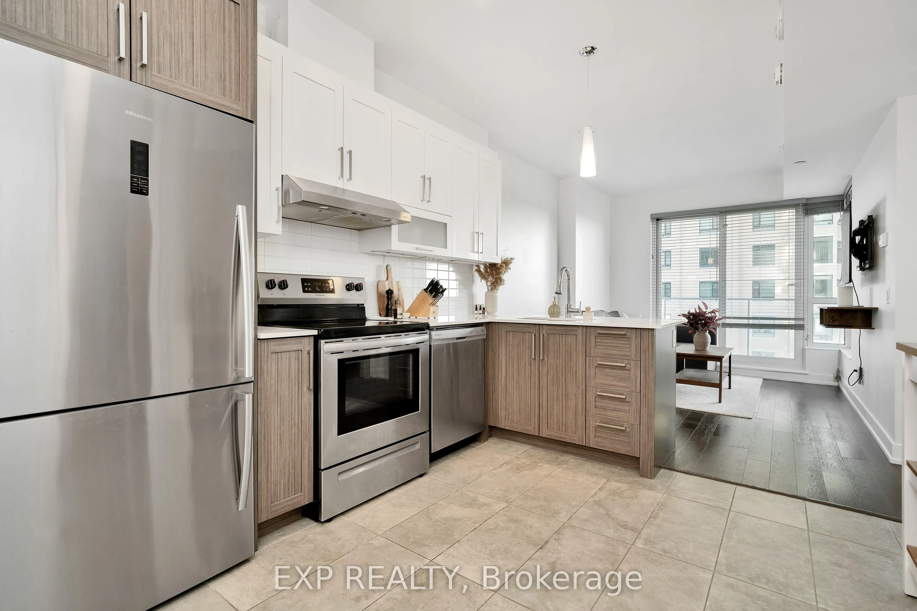 200 INLET Private, #607