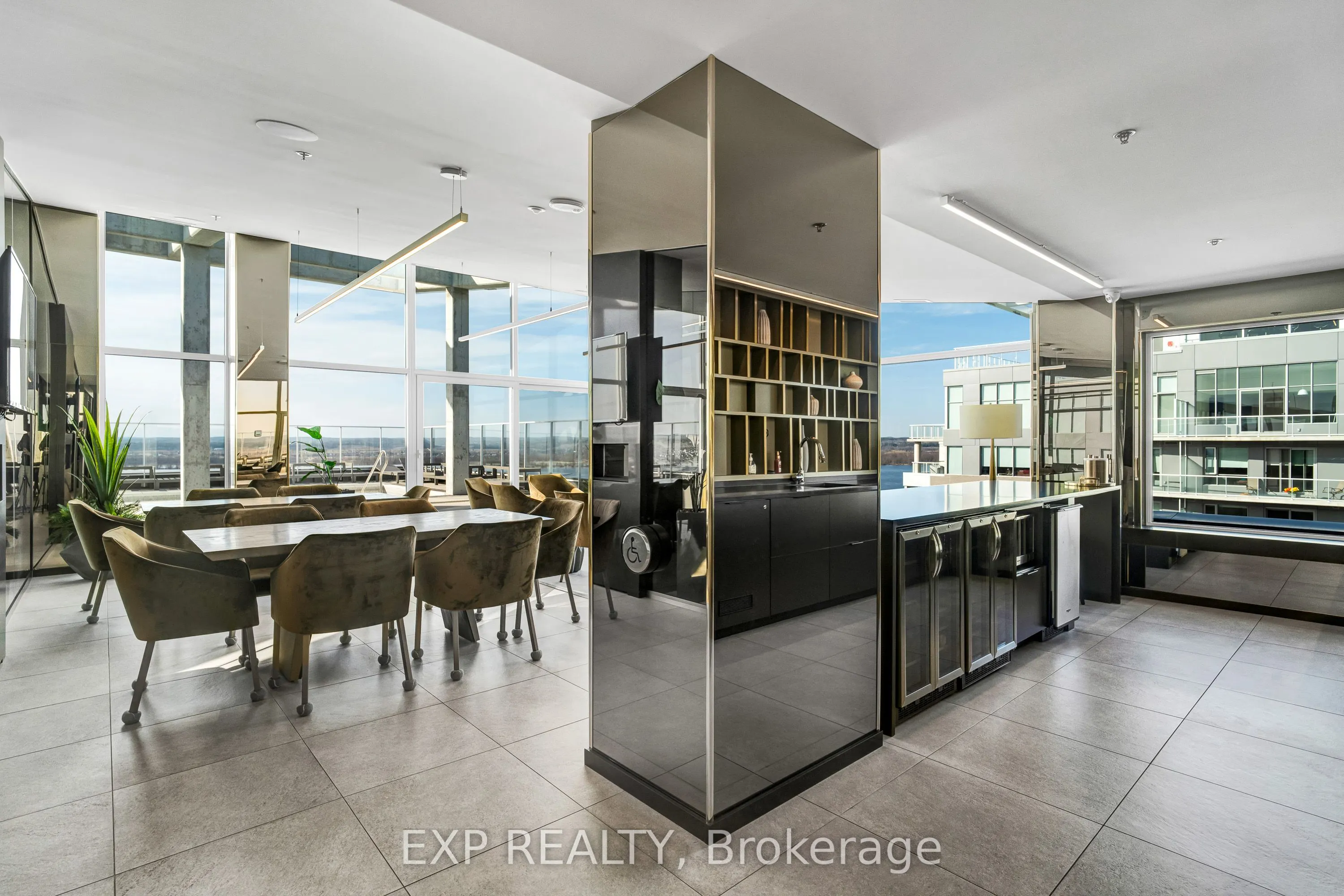 200 INLET Private, #607