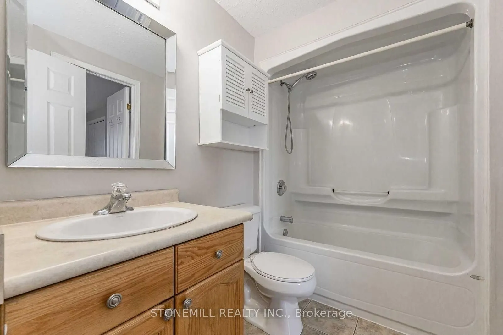 31 SCHRODER Crescent, #34