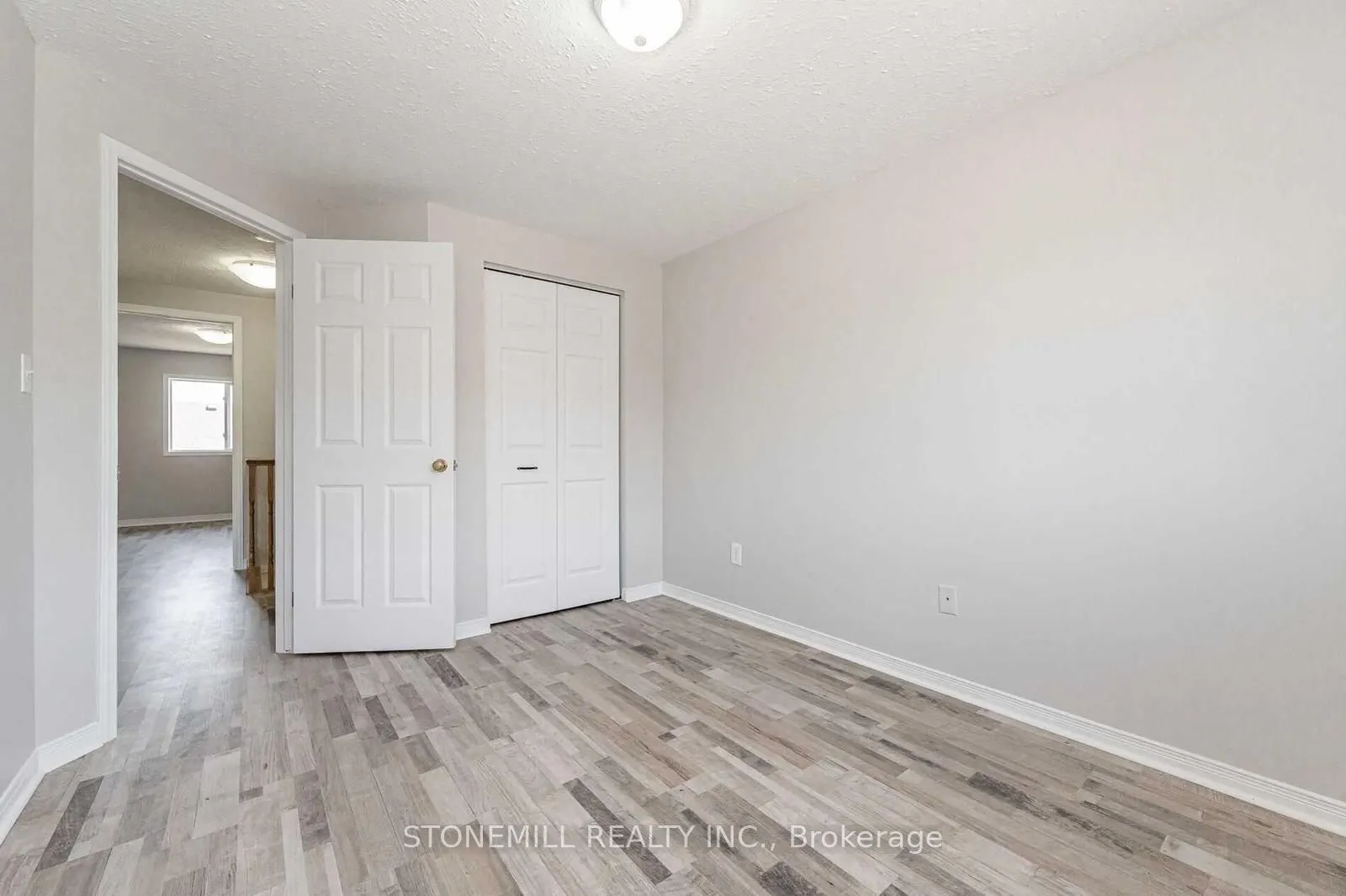 31 SCHRODER Crescent, #34