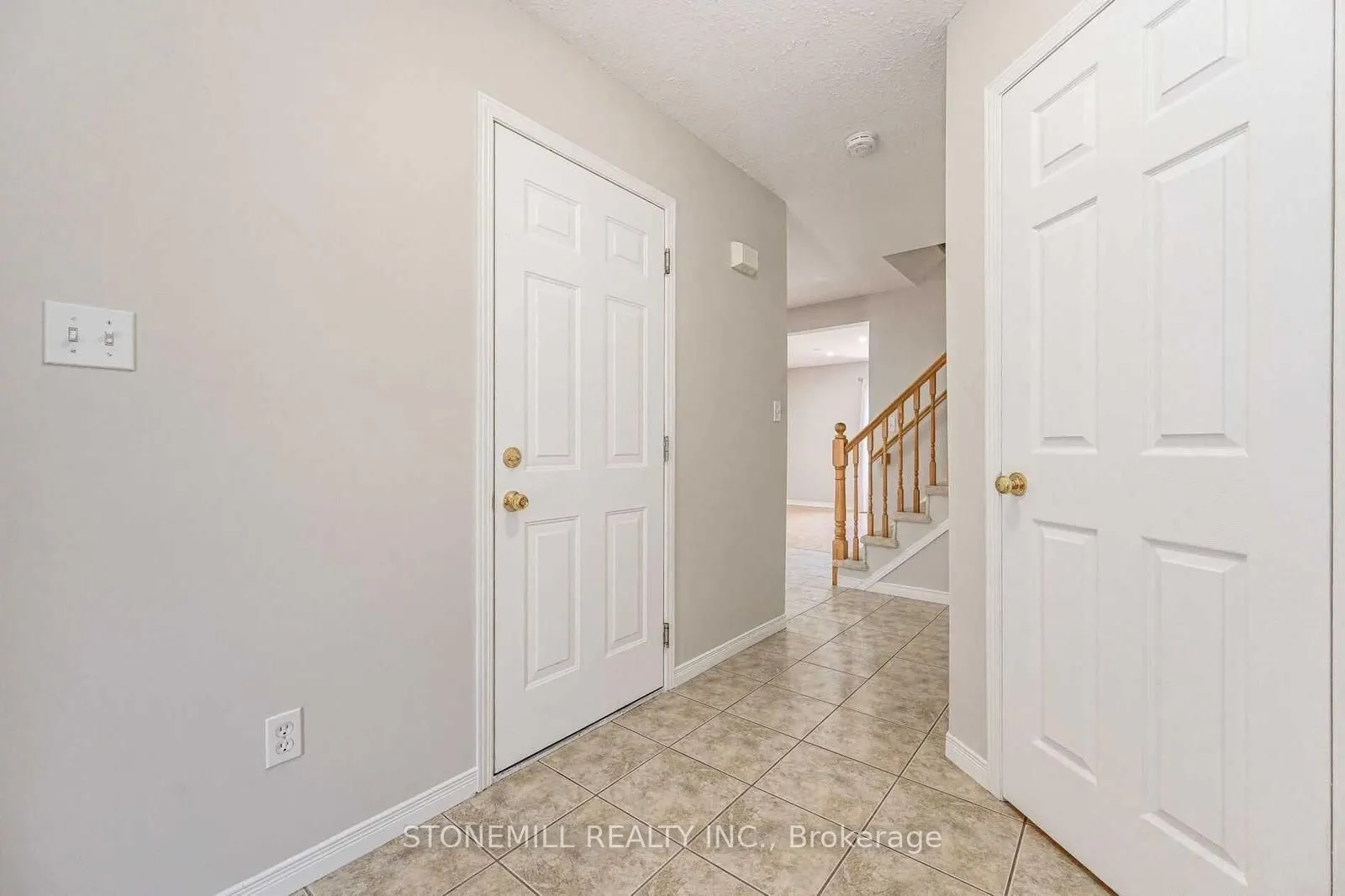31 SCHRODER Crescent, #34