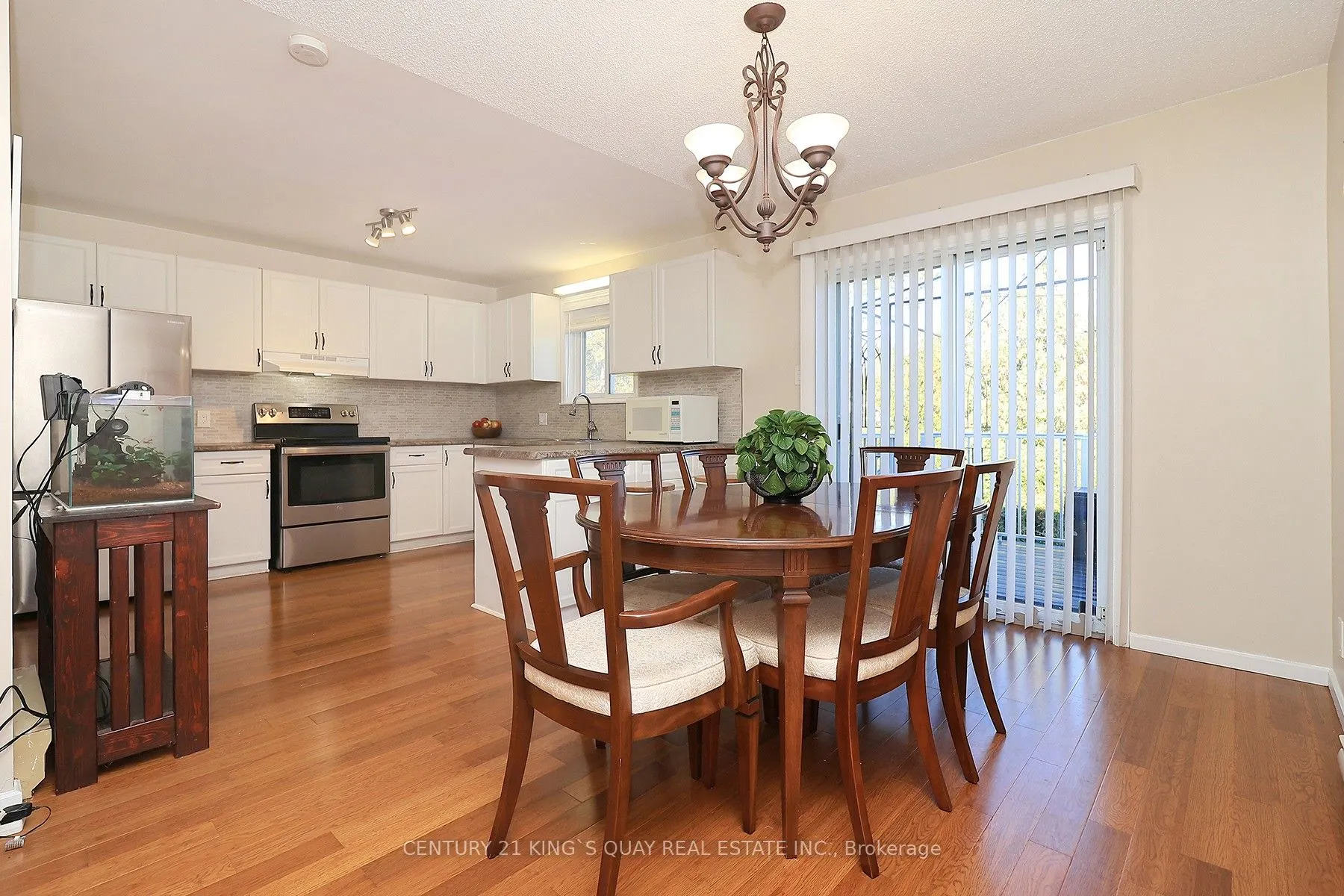 115 Mary Street W, #29