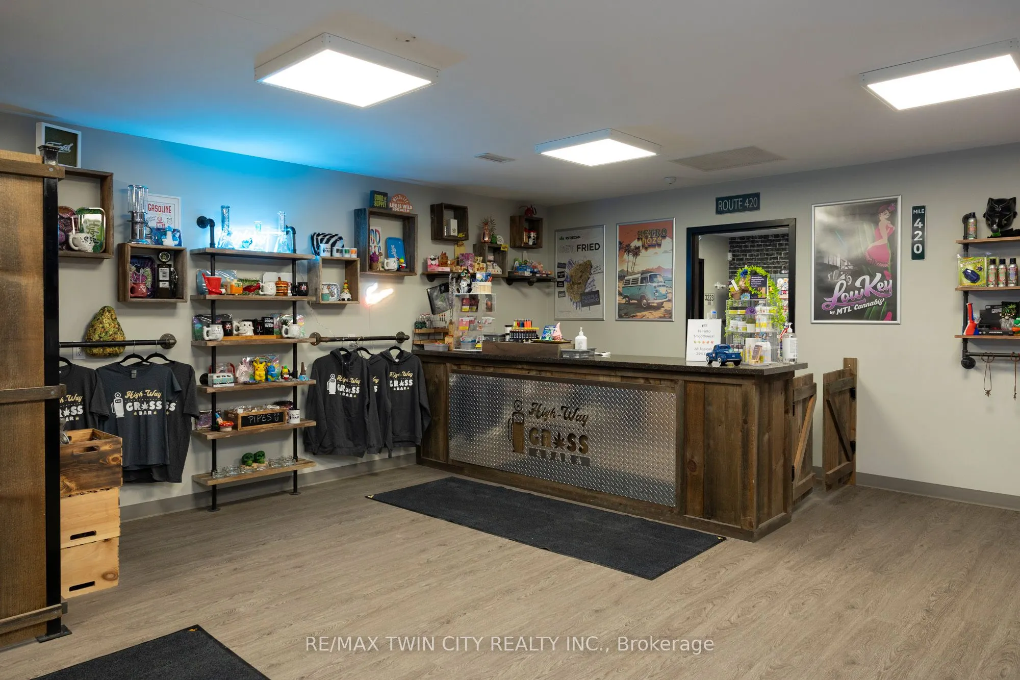 230 OAKLAND Road