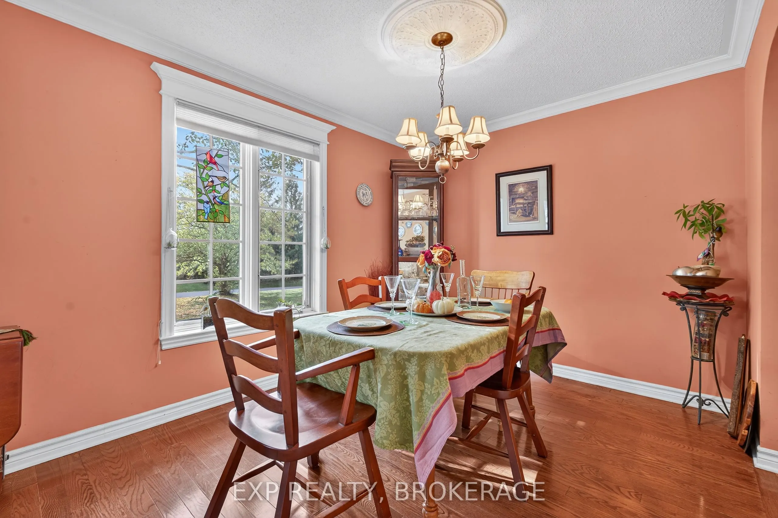 63 SOUTHWOOD Crescent