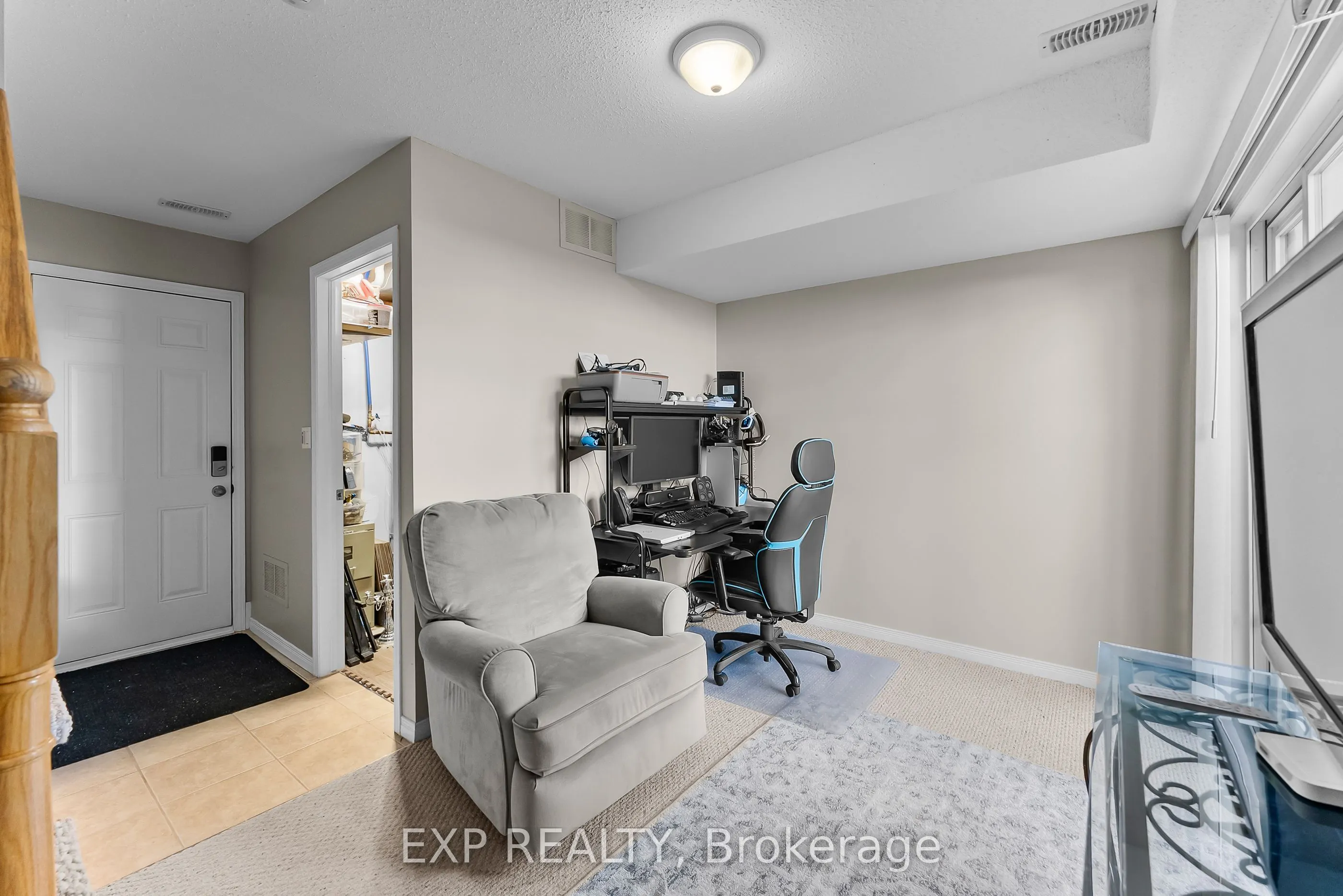 170 Dewitt Road, #9