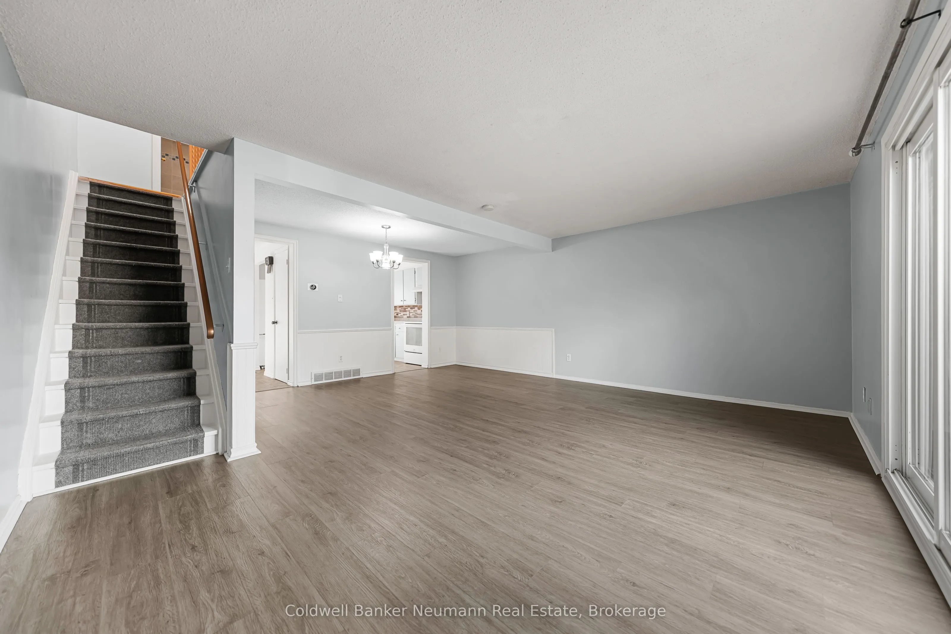 539 Willow Road, #19