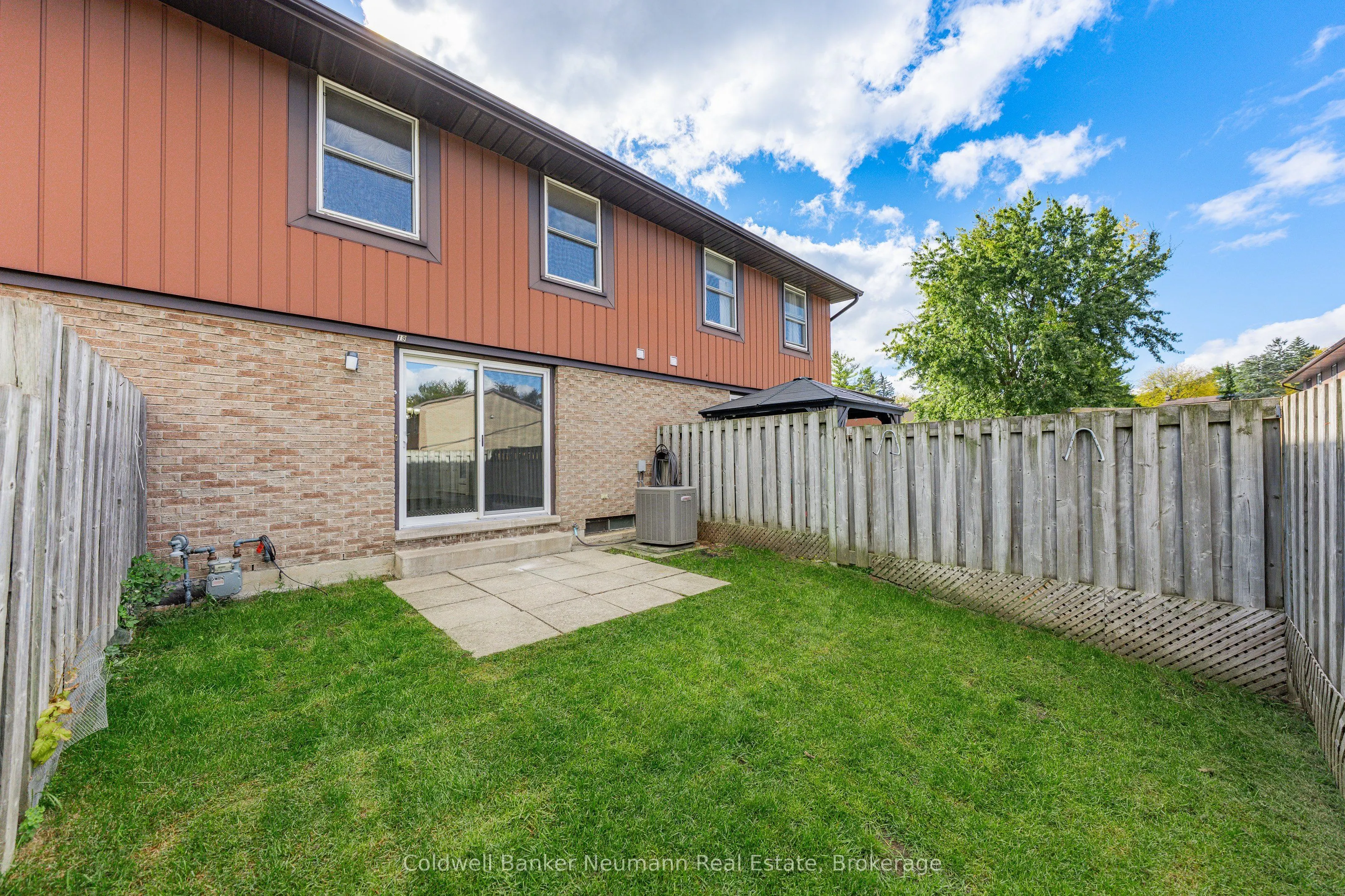 539 Willow Road, #19