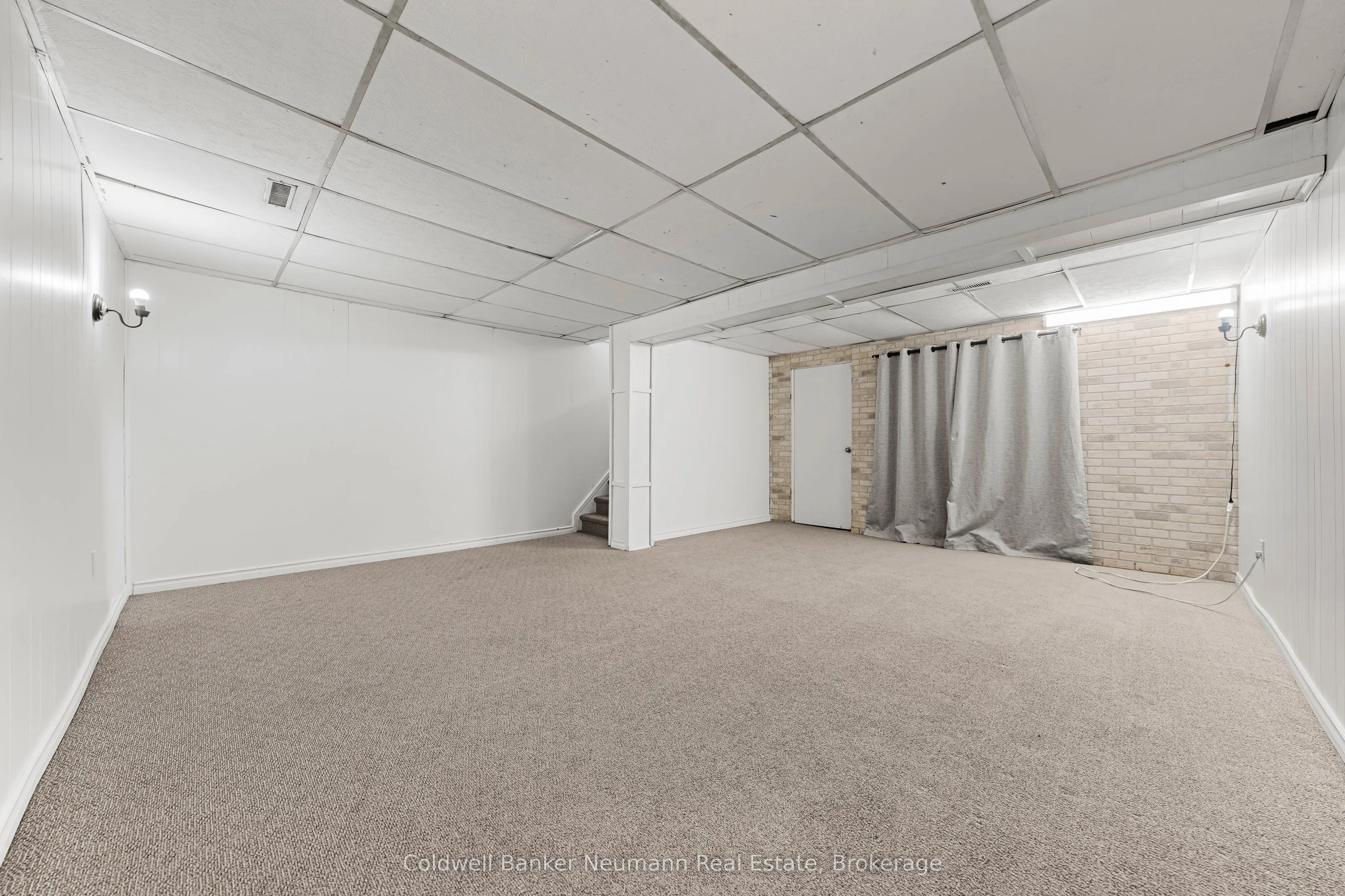 539 Willow Road, #19