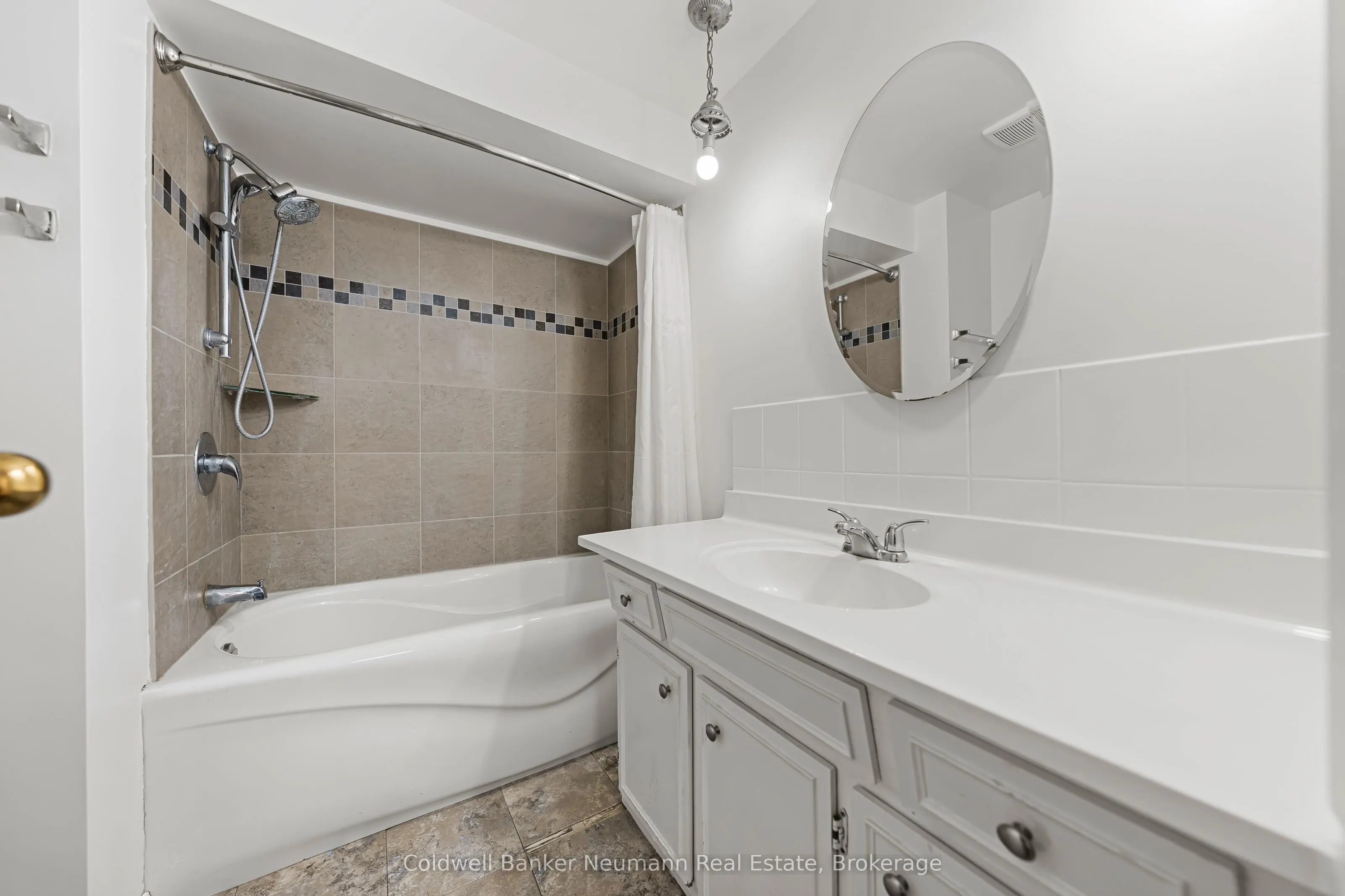 539 Willow Road, #19