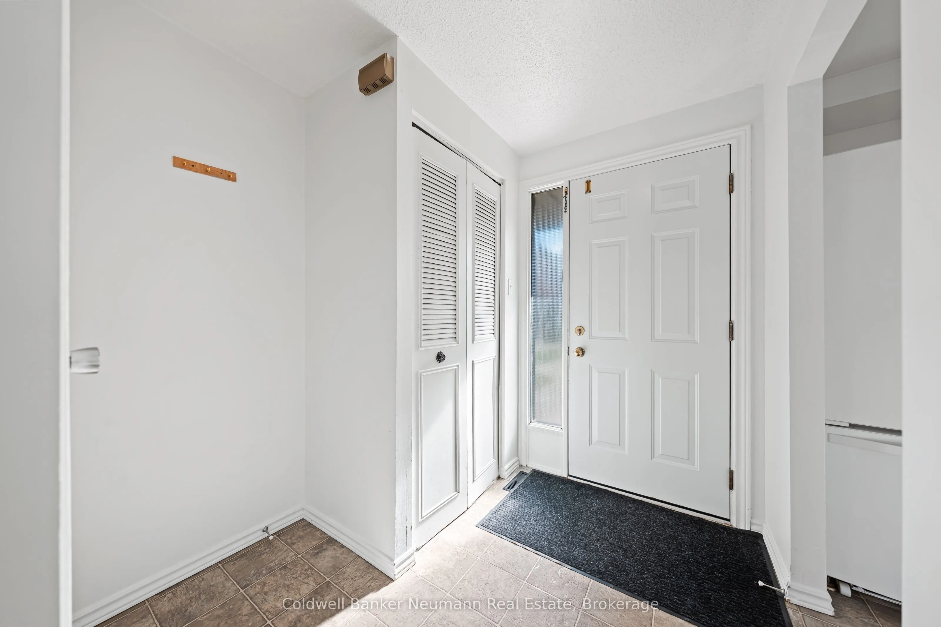539 Willow Road, #19