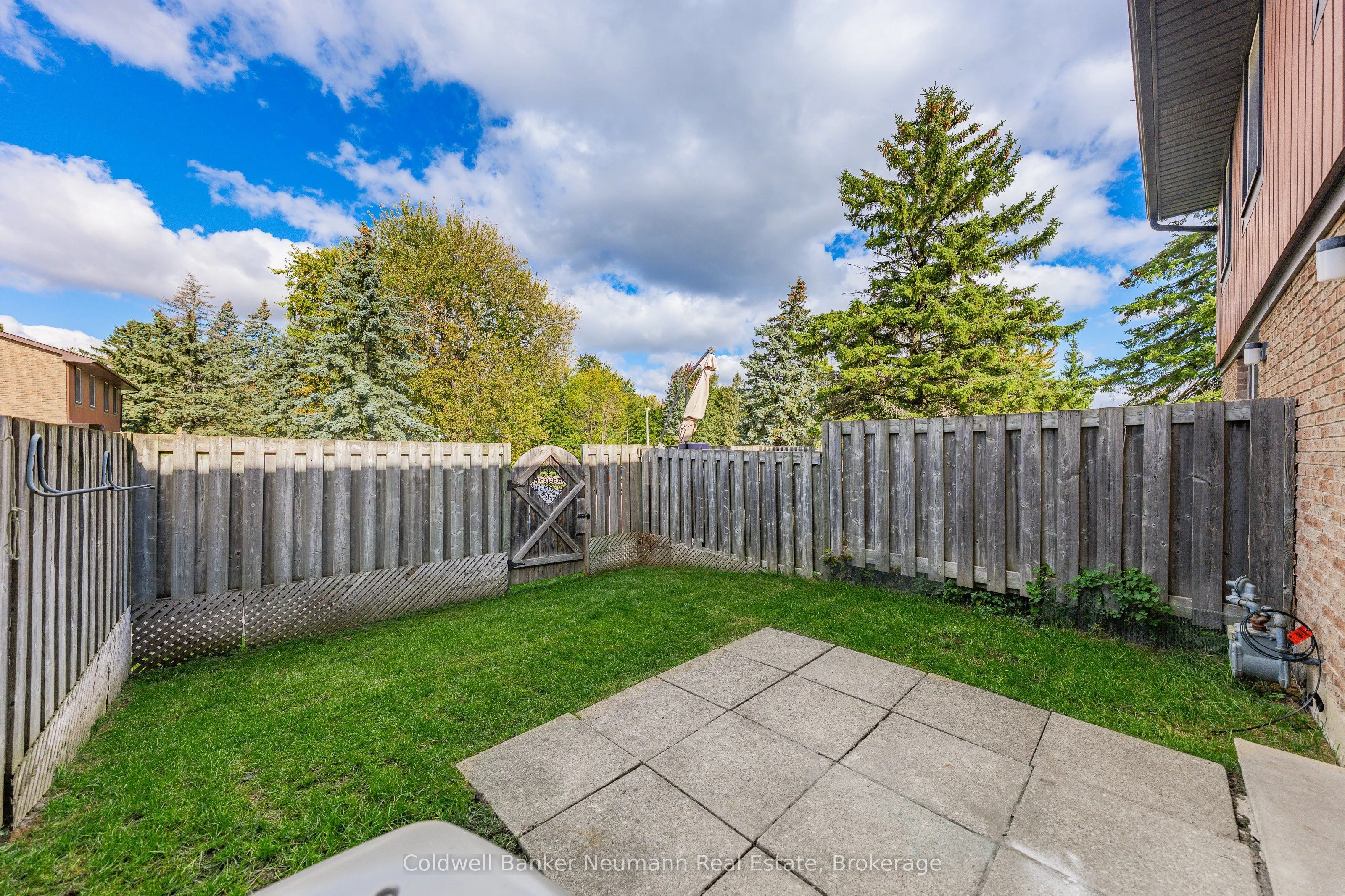 539 Willow Road, #19