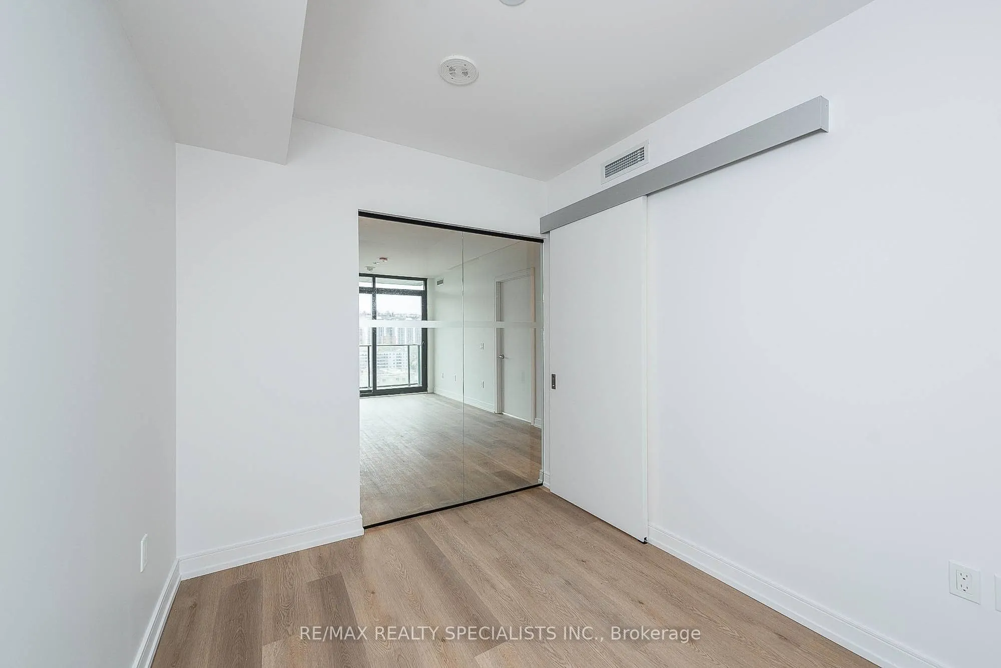 1 JARVIS Street, #1305
