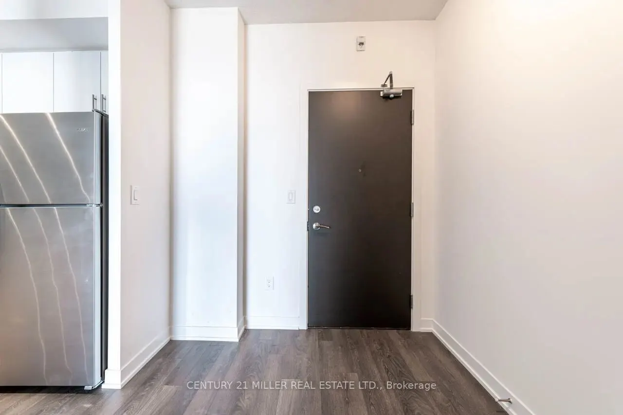550 North Service Road, #611