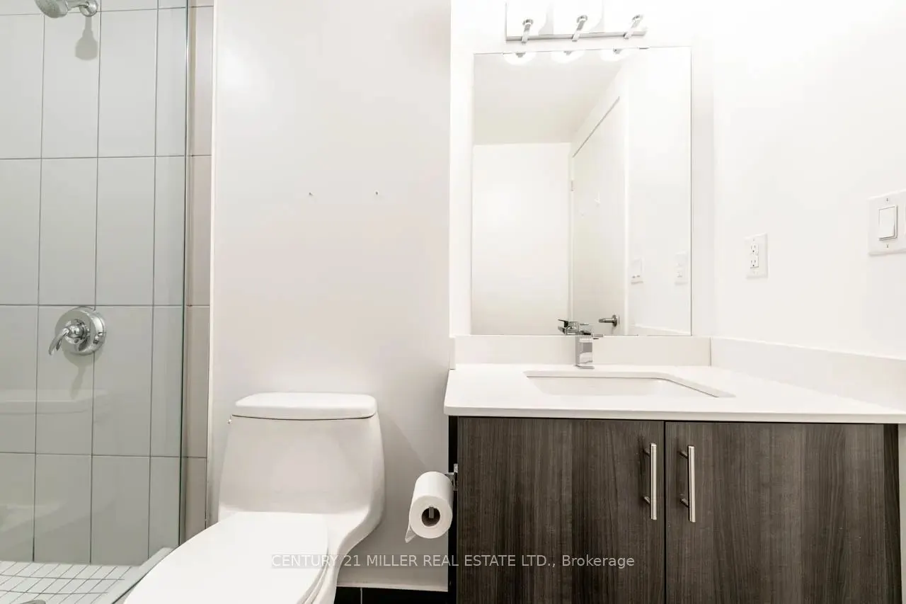 550 North Service Road, #611
