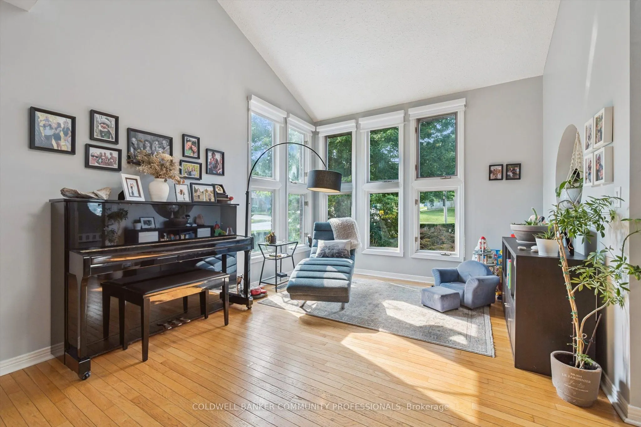 1 Thornhill Drive