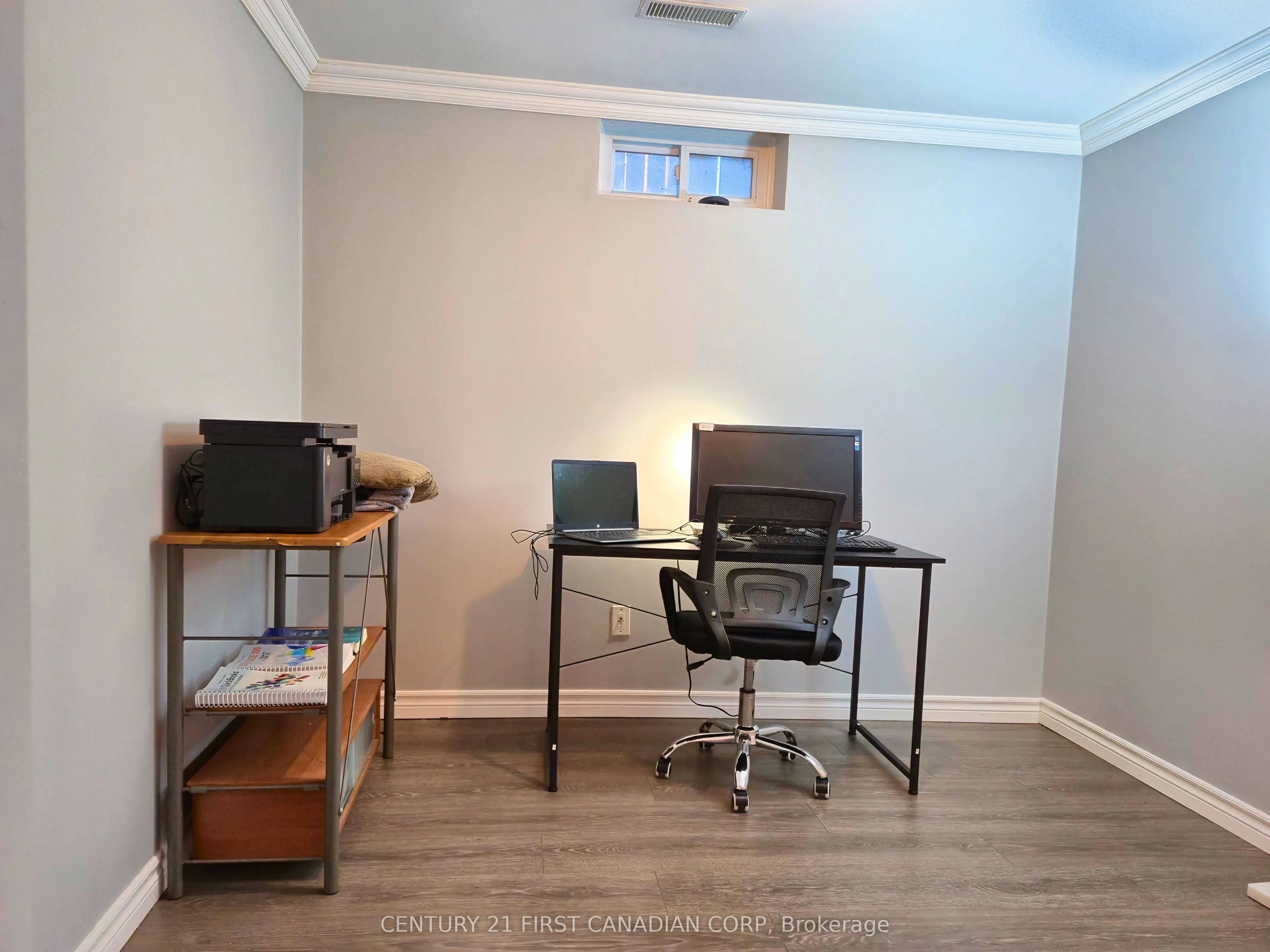 15 Mohican Drive