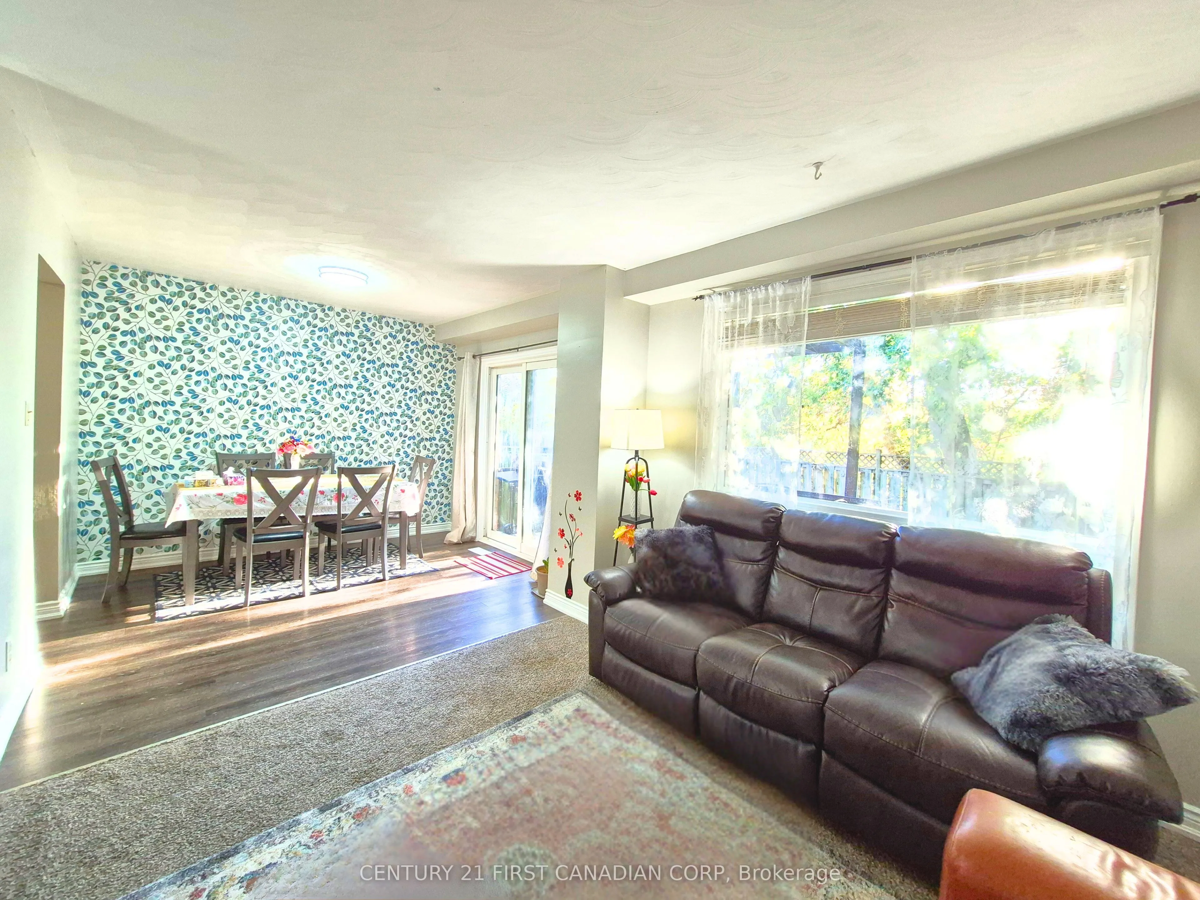 15 Mohican Drive