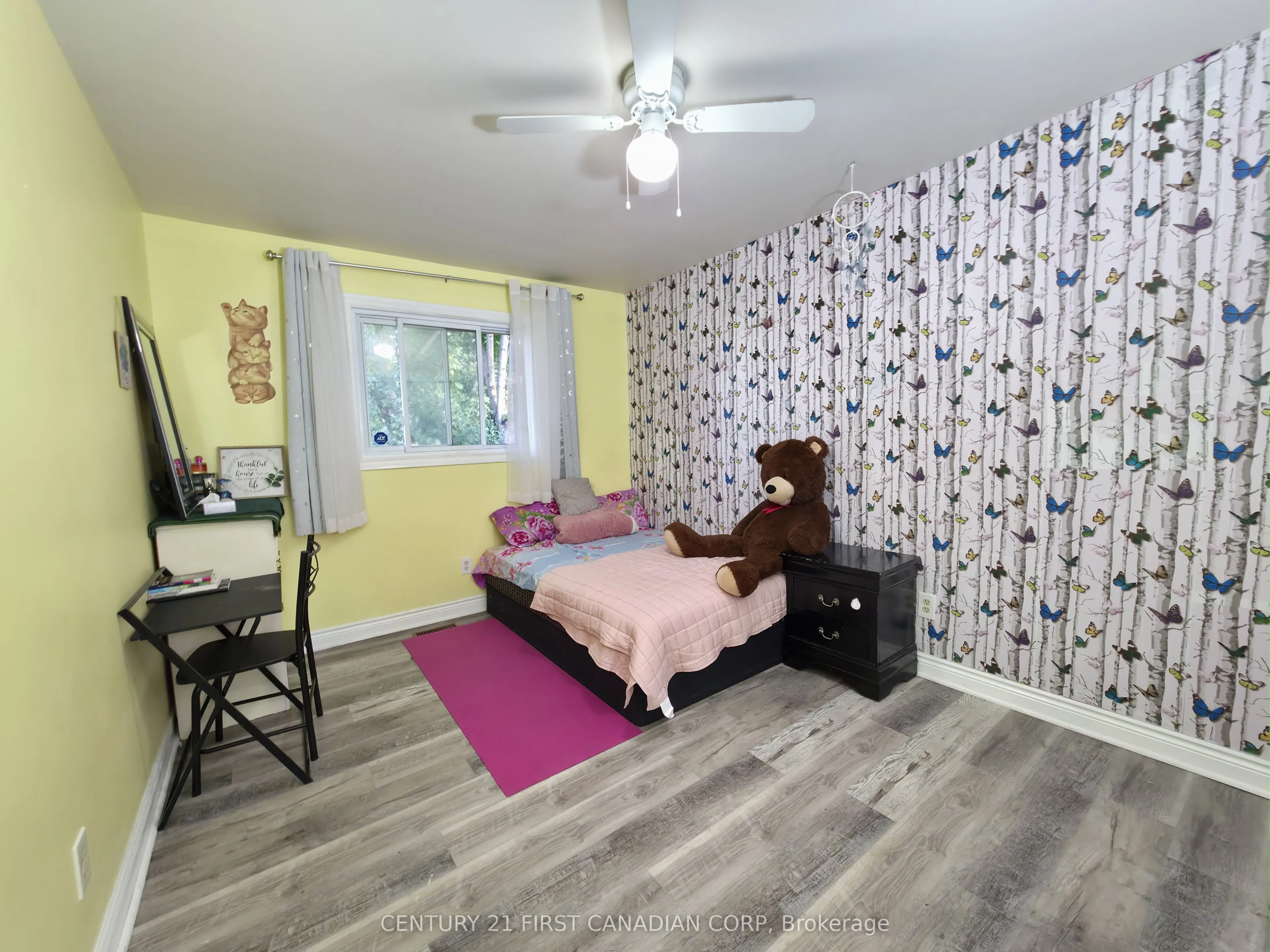 15 Mohican Drive