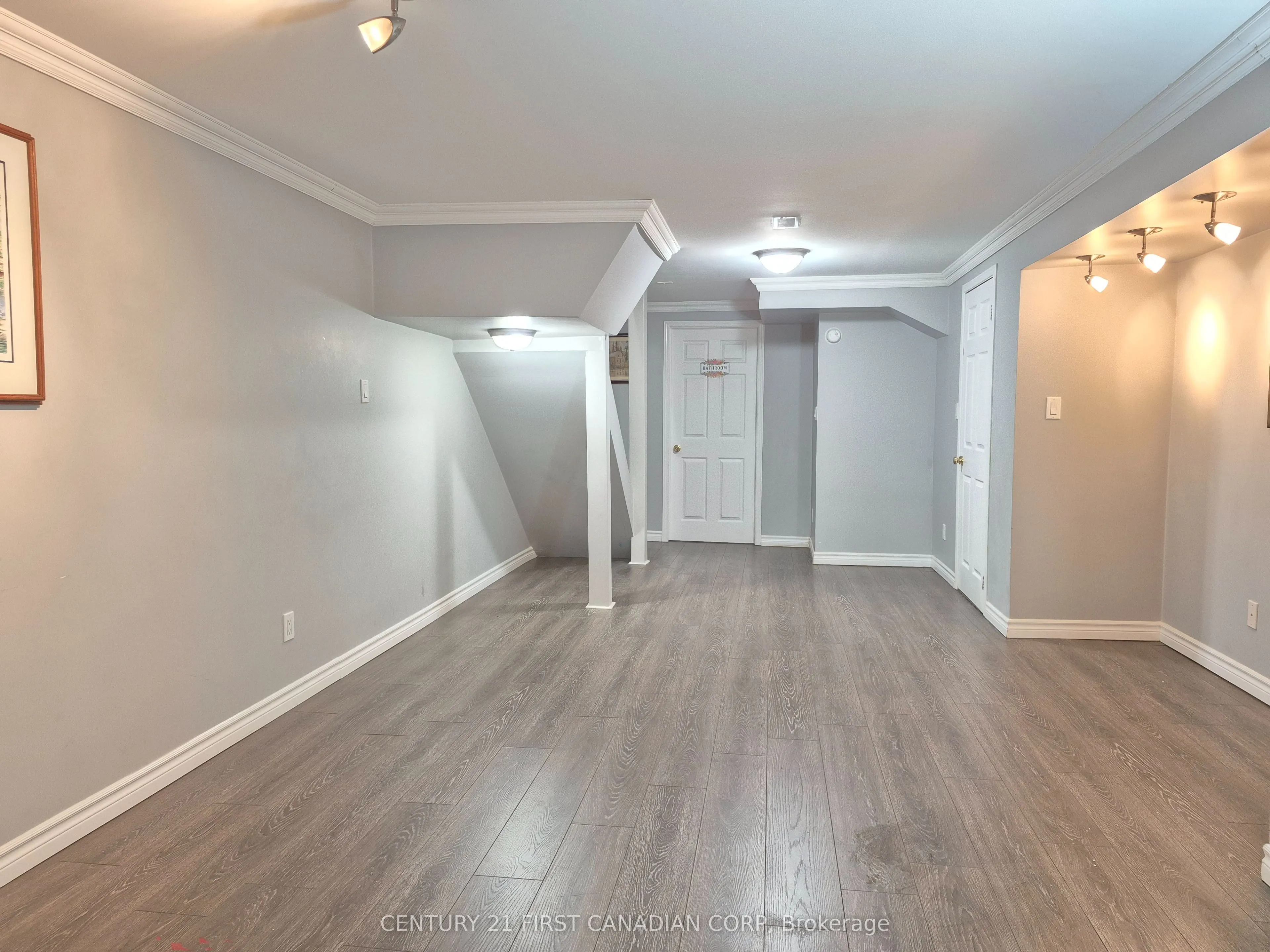 15 Mohican Drive