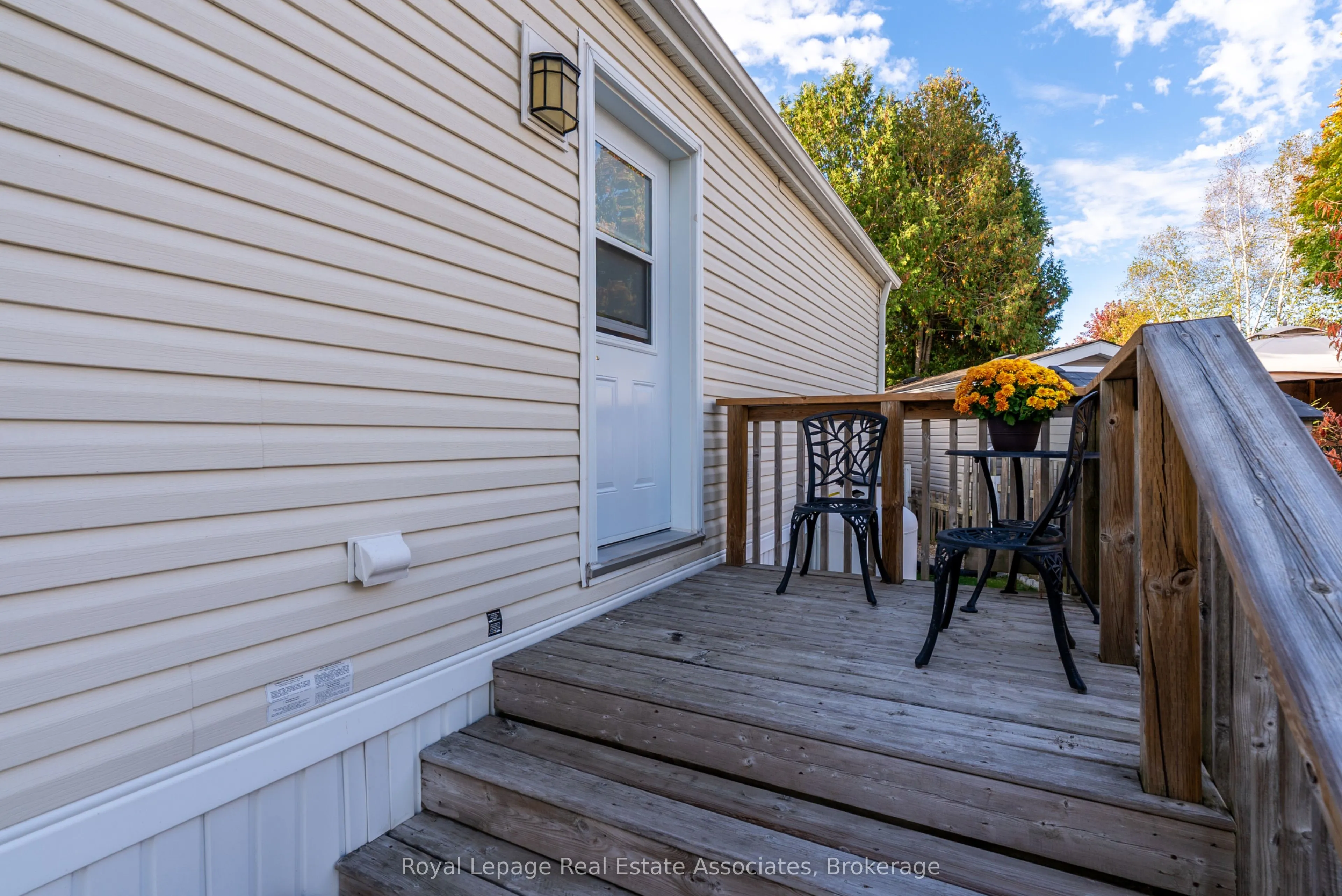 41 Cedarbush Crescent