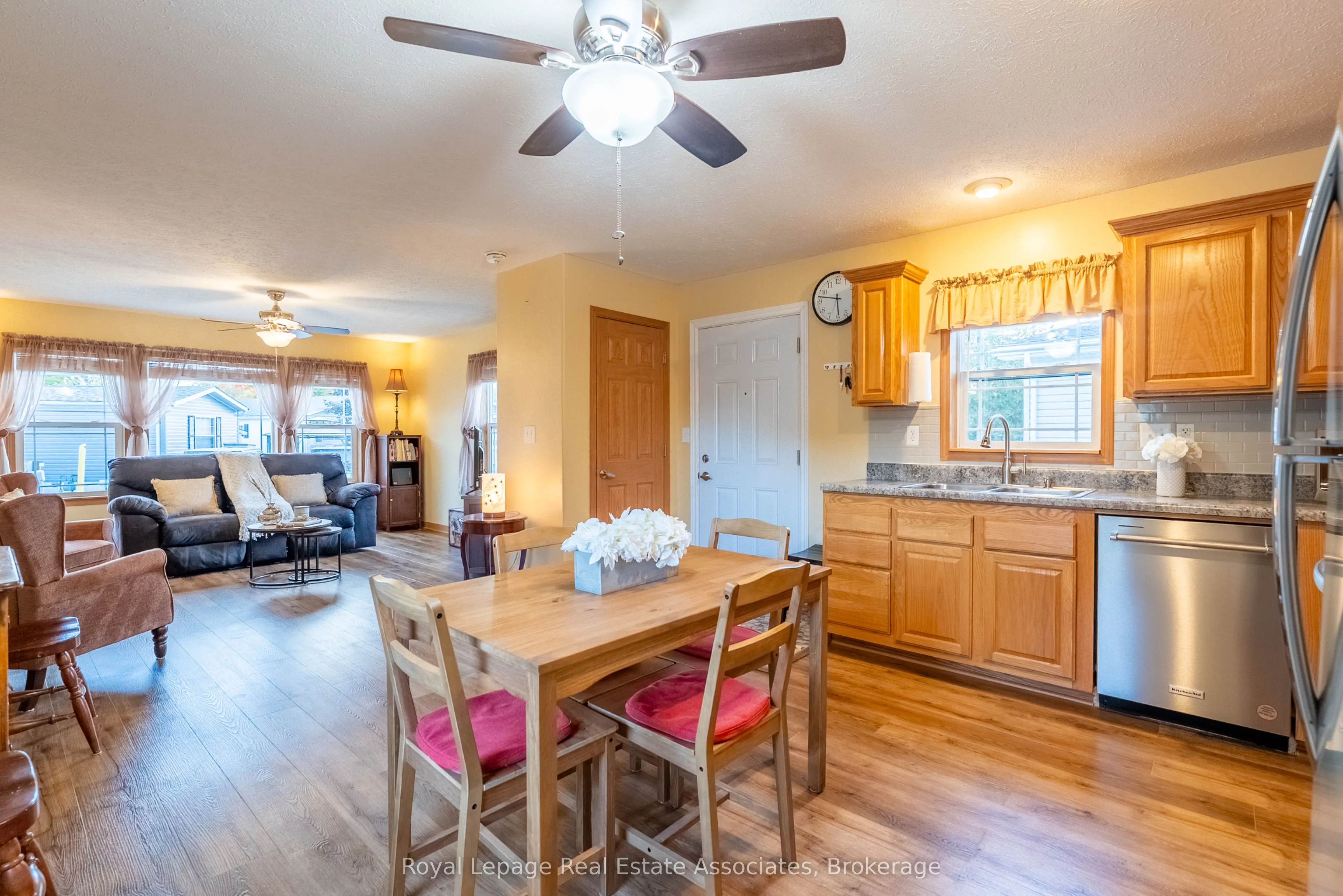 41 Cedarbush Crescent