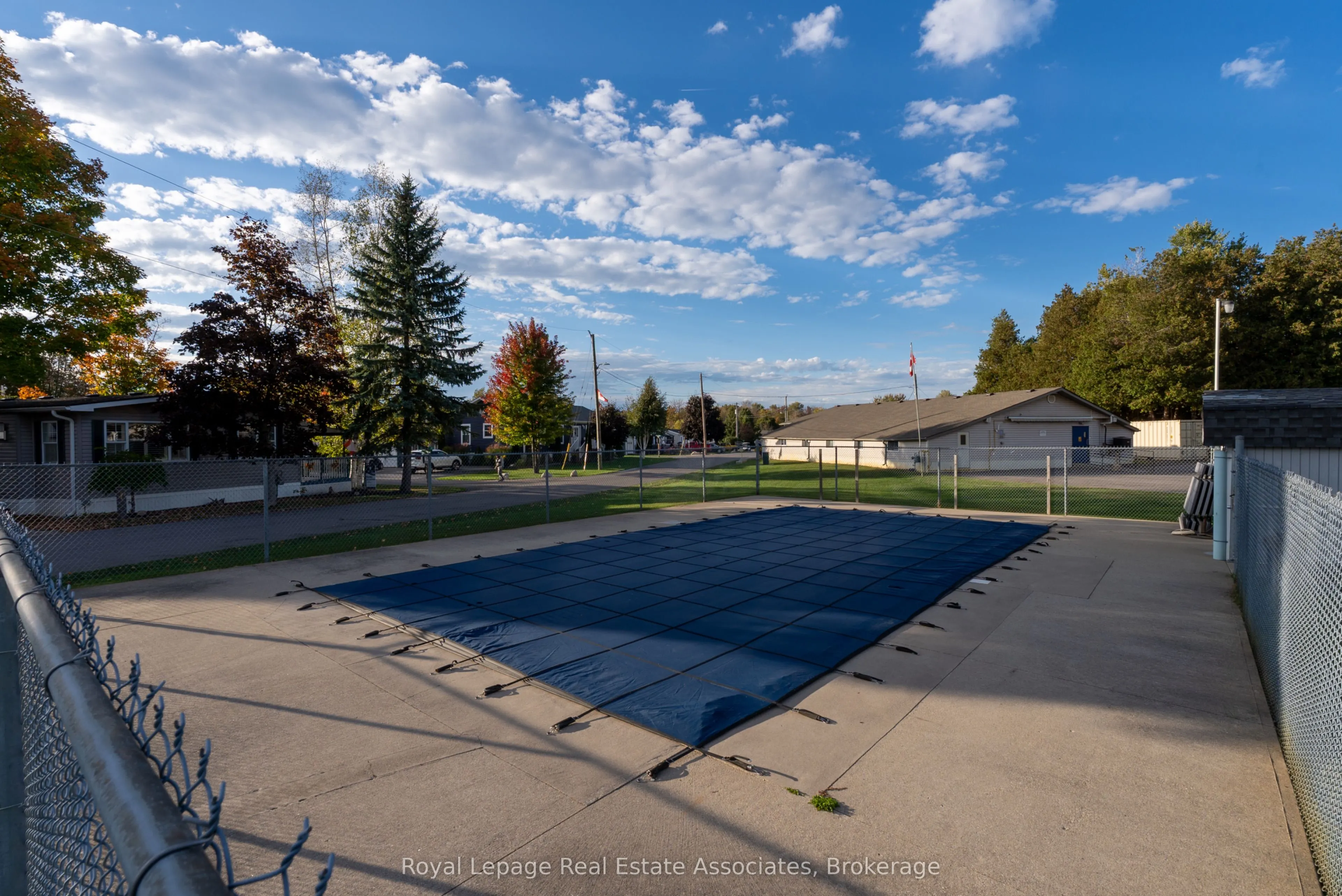 41 Cedarbush Crescent