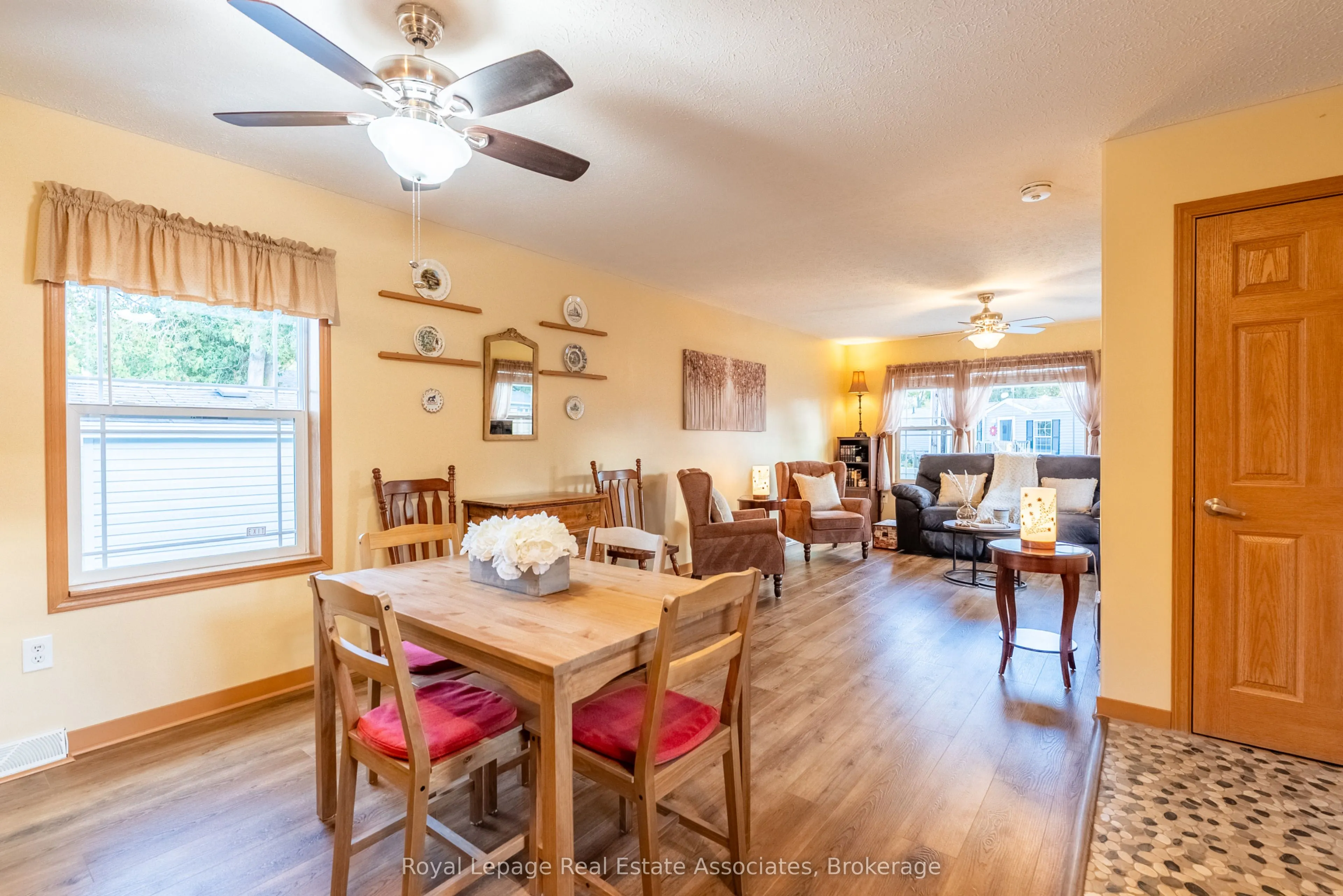 41 Cedarbush Crescent