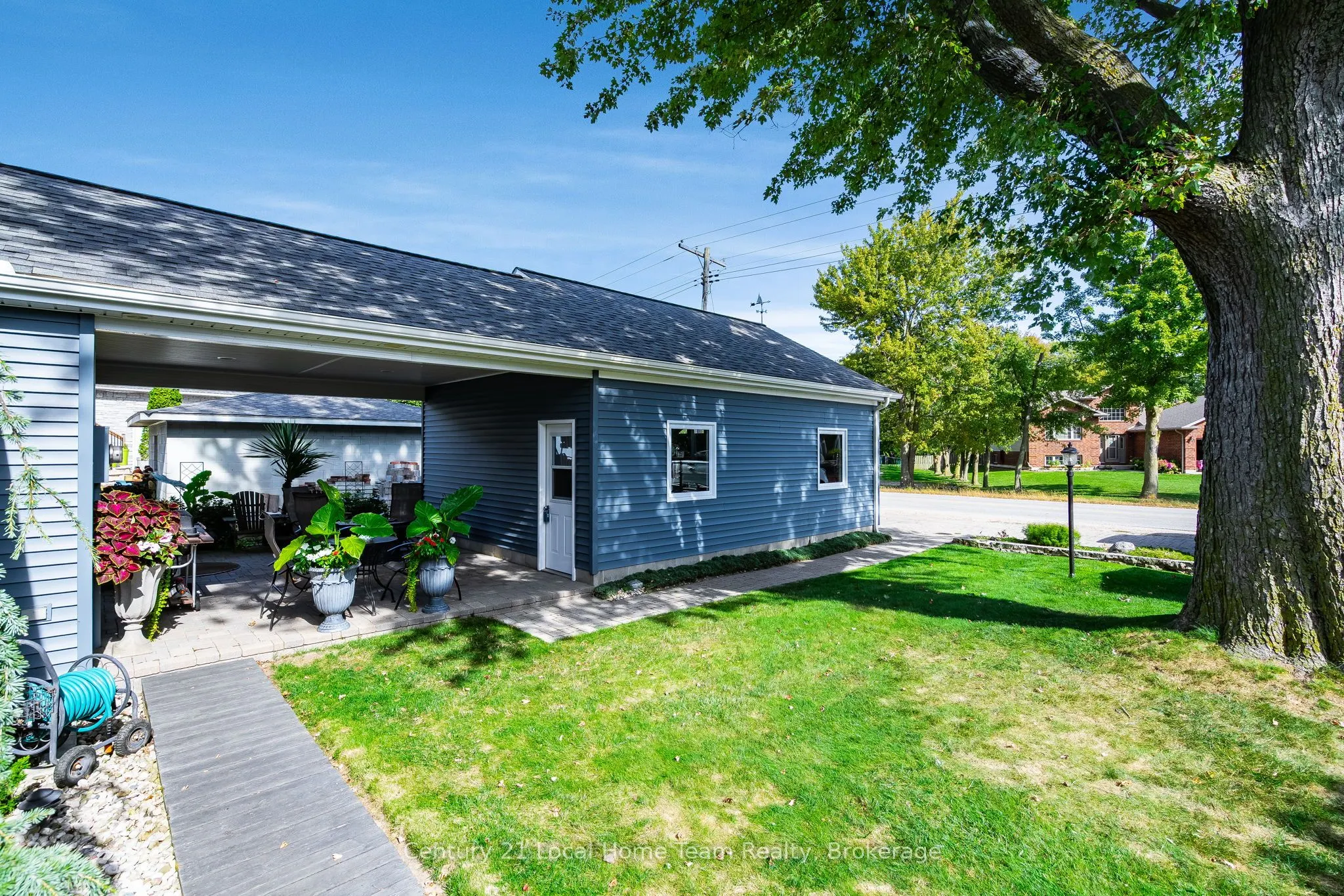 700 Point Pelee Drive