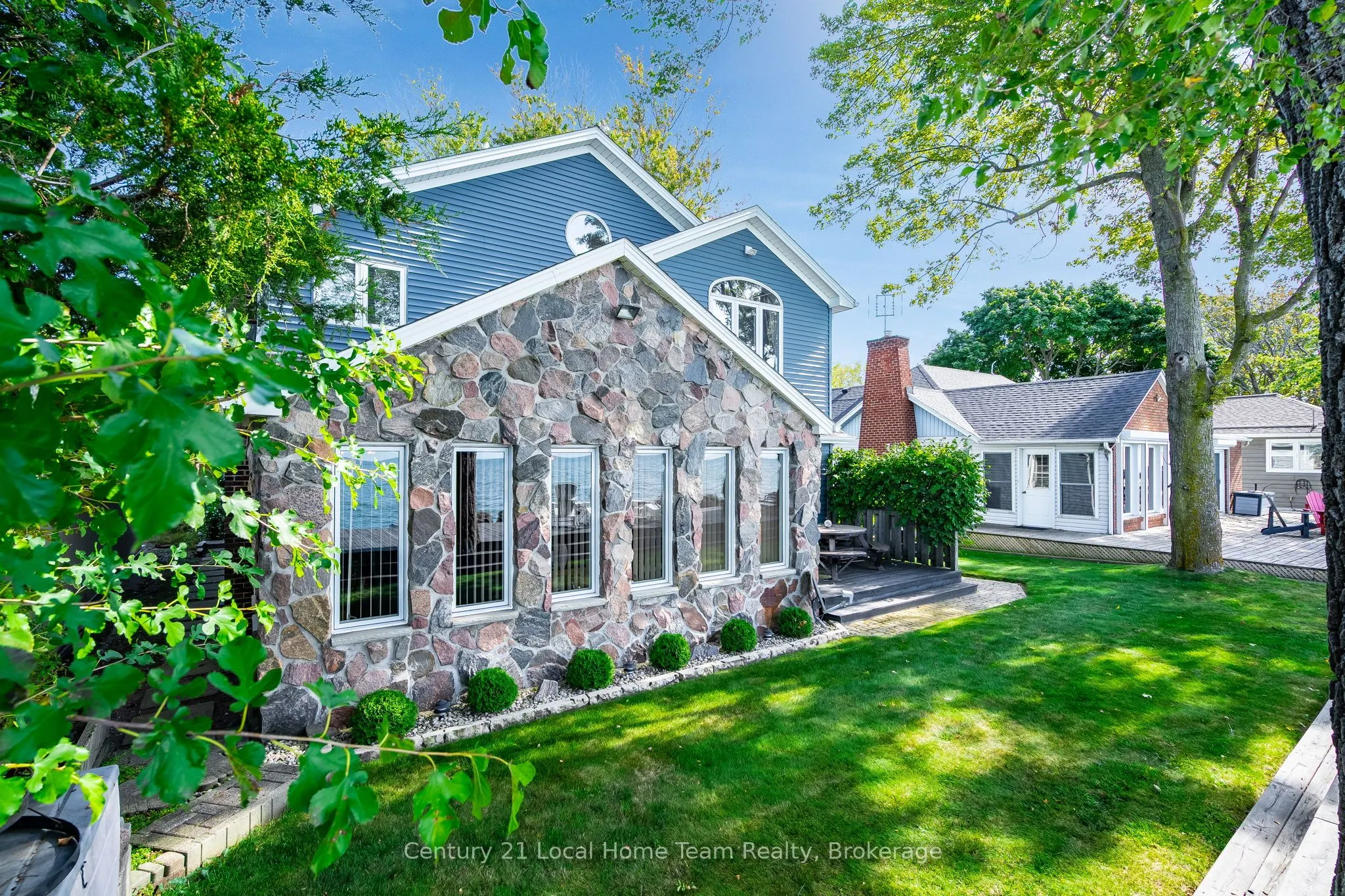 700 Point Pelee Drive
