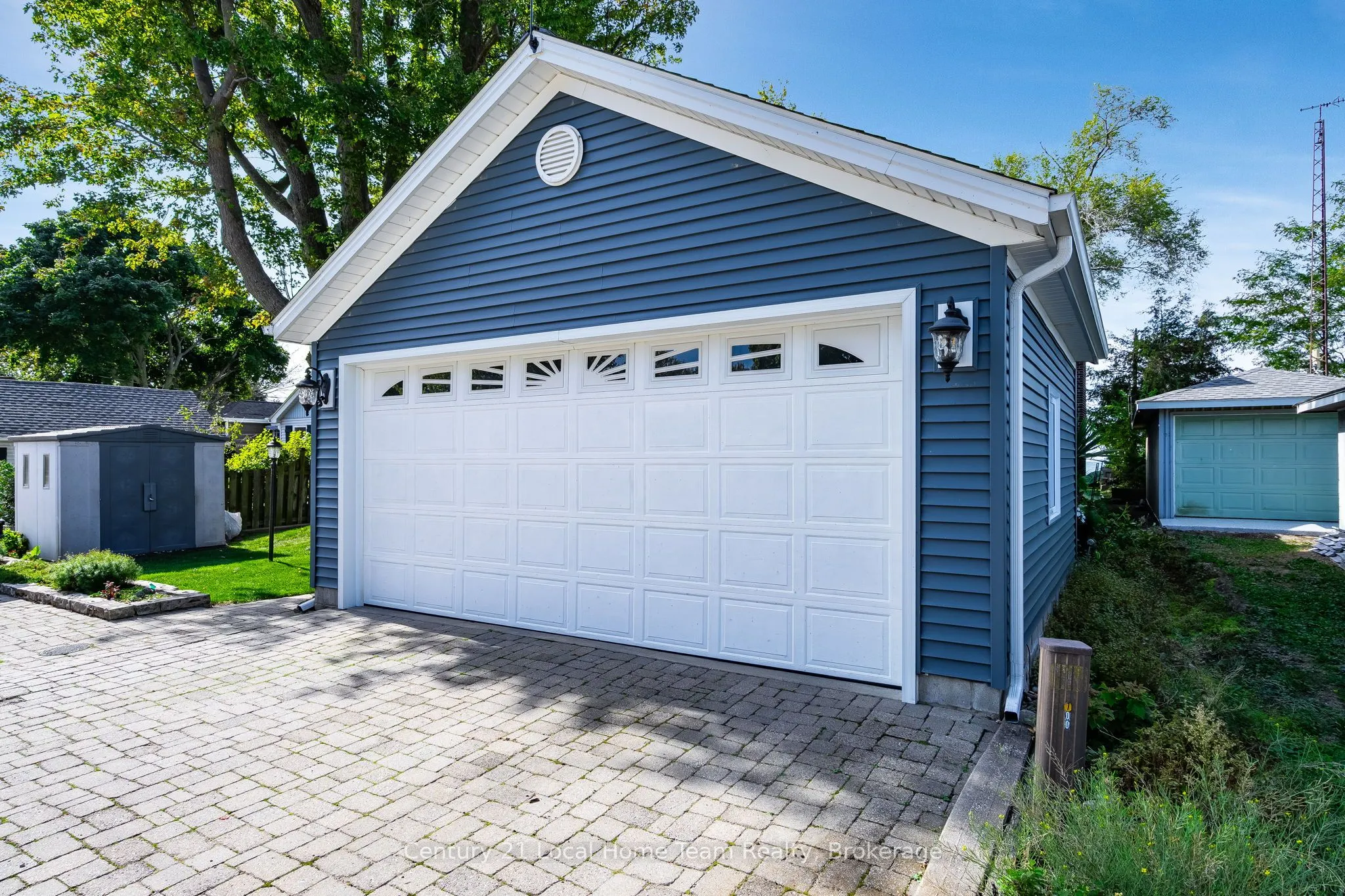 700 Point Pelee Drive