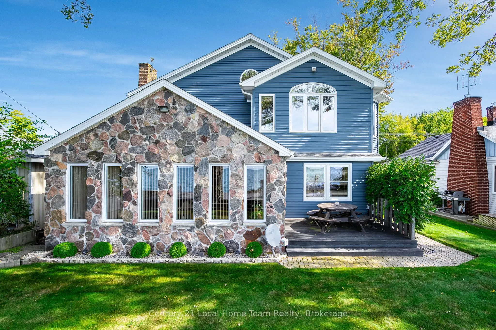 700 Point Pelee Drive