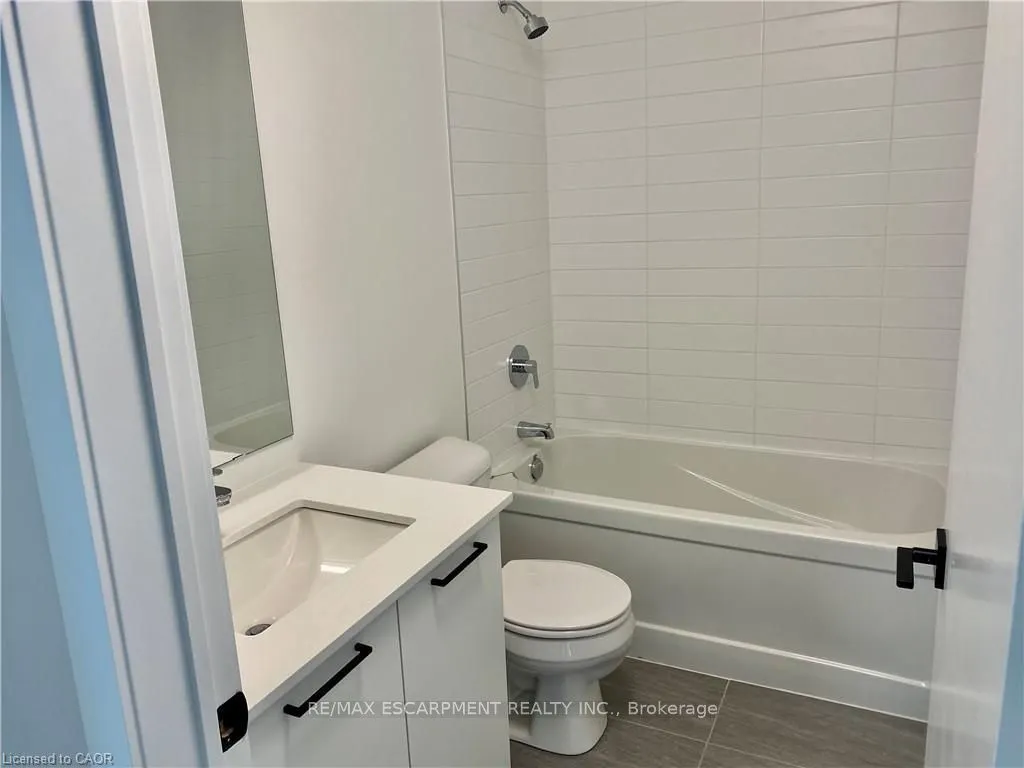 479 Charlton Avenue E, #410
