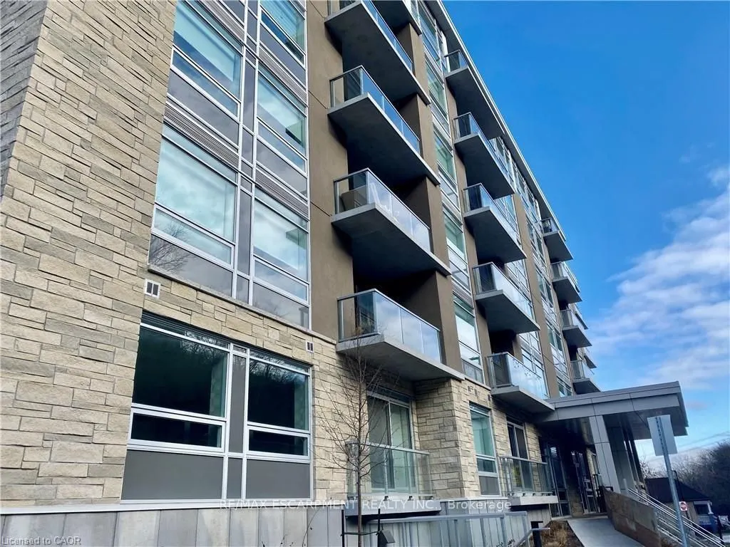 479 Charlton Avenue E, #410