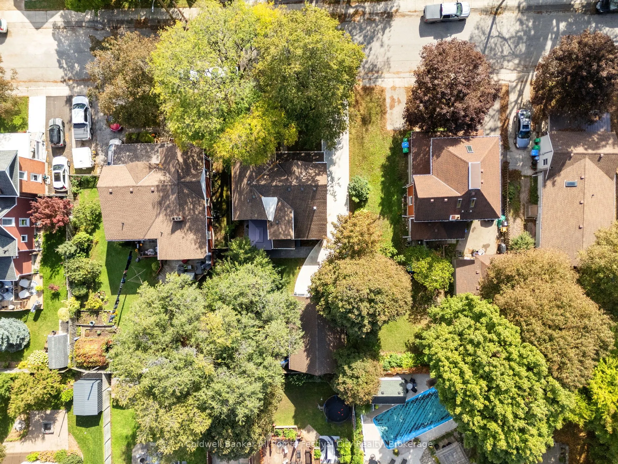 43 Bruce Street E
