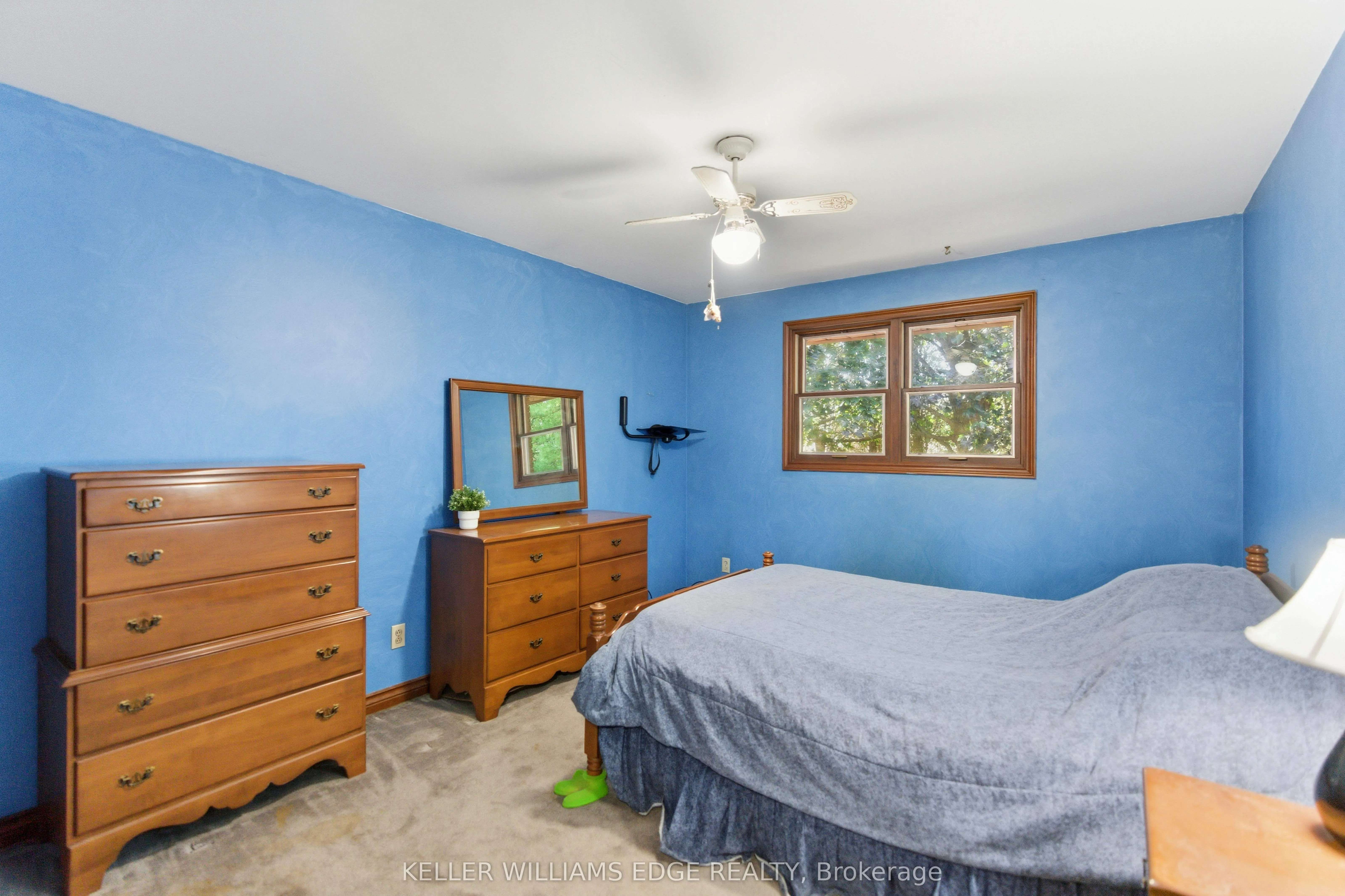 1043 Safari Road